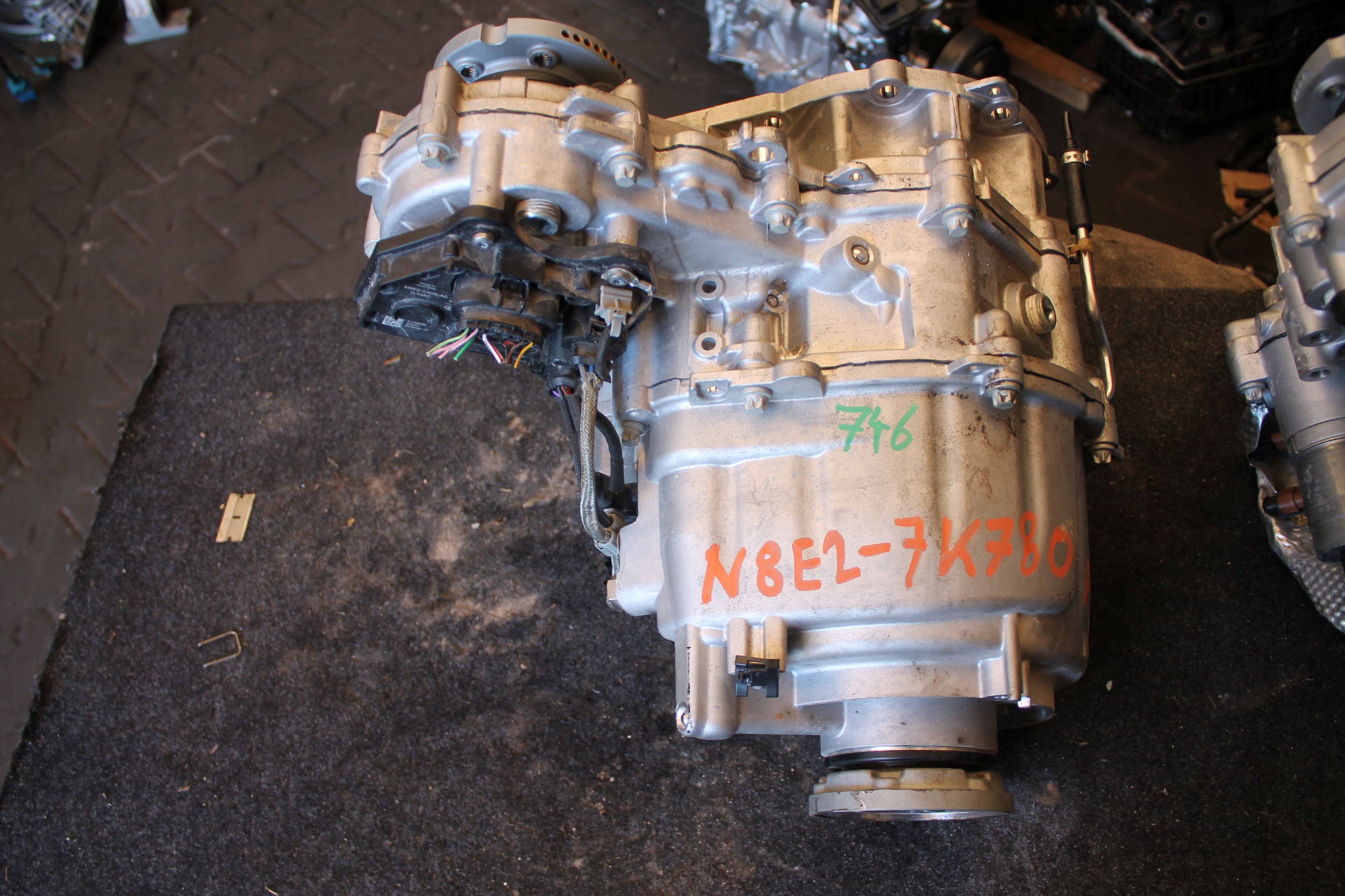 746. REDUKTOR cambio ingranaggi LAND ROVER N8E2-7K780-AB