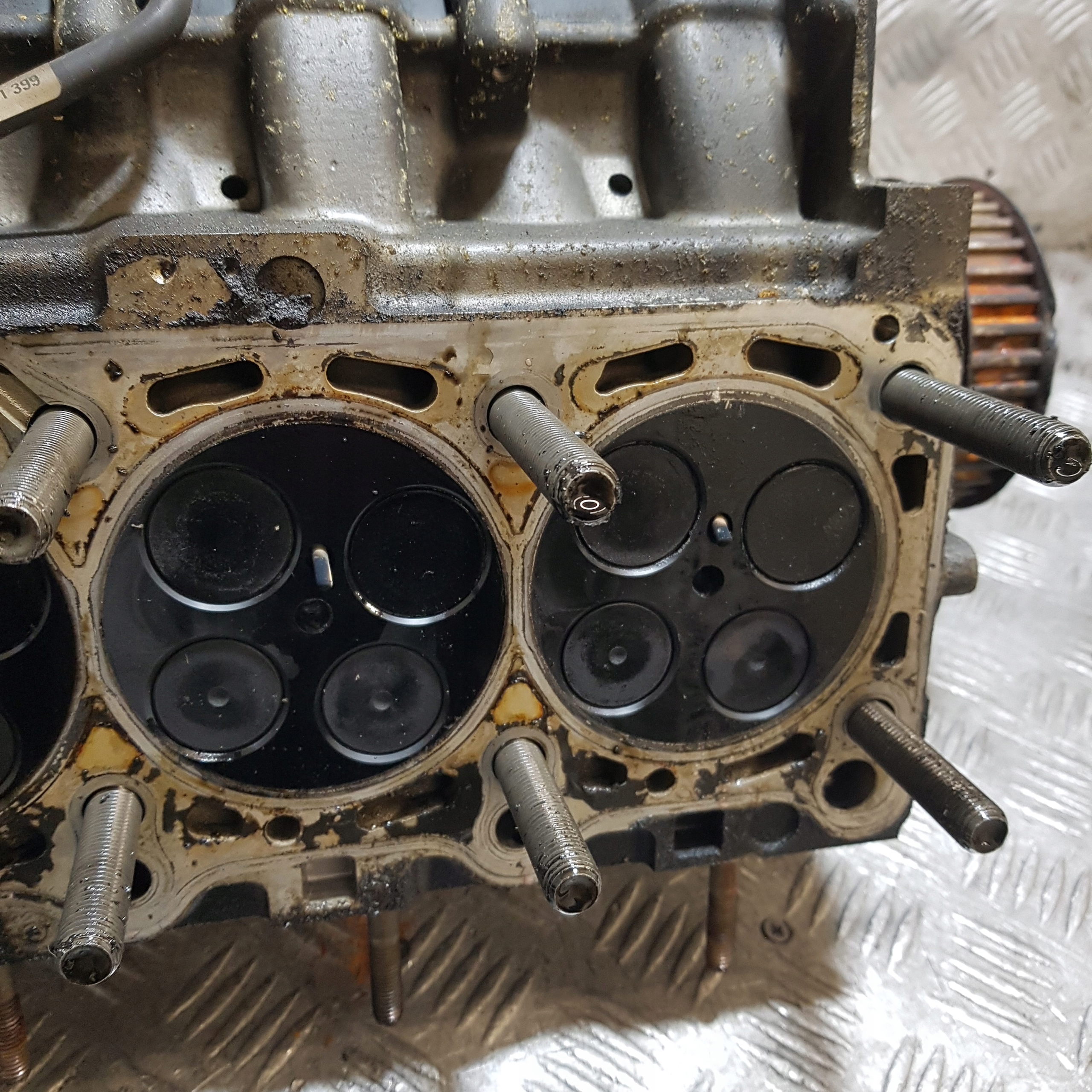 head. complete AUDI A6-C6 left 3.0 TDI 0593AG