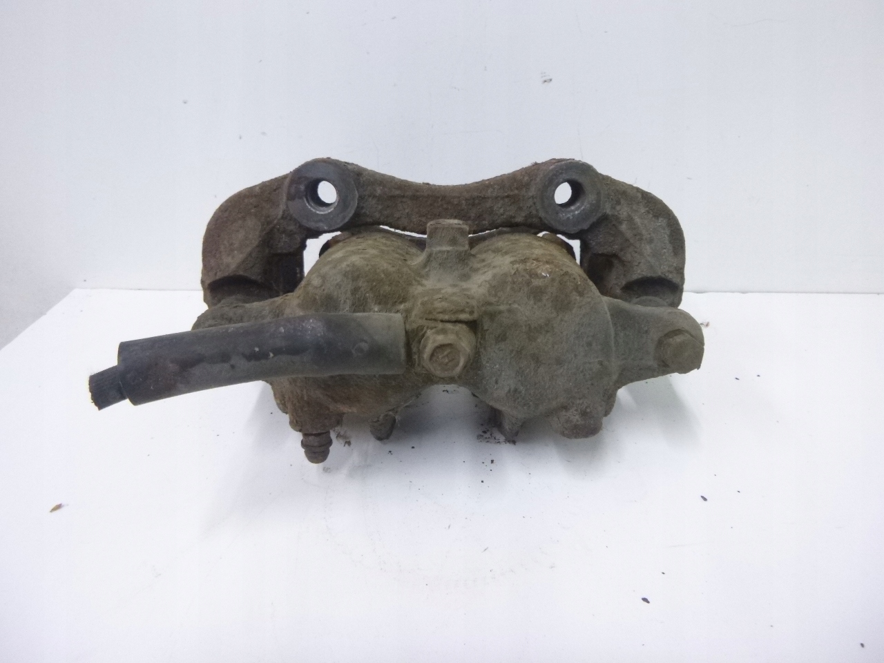 caliper brake front Nissan Serena 1.6 1998 r.
