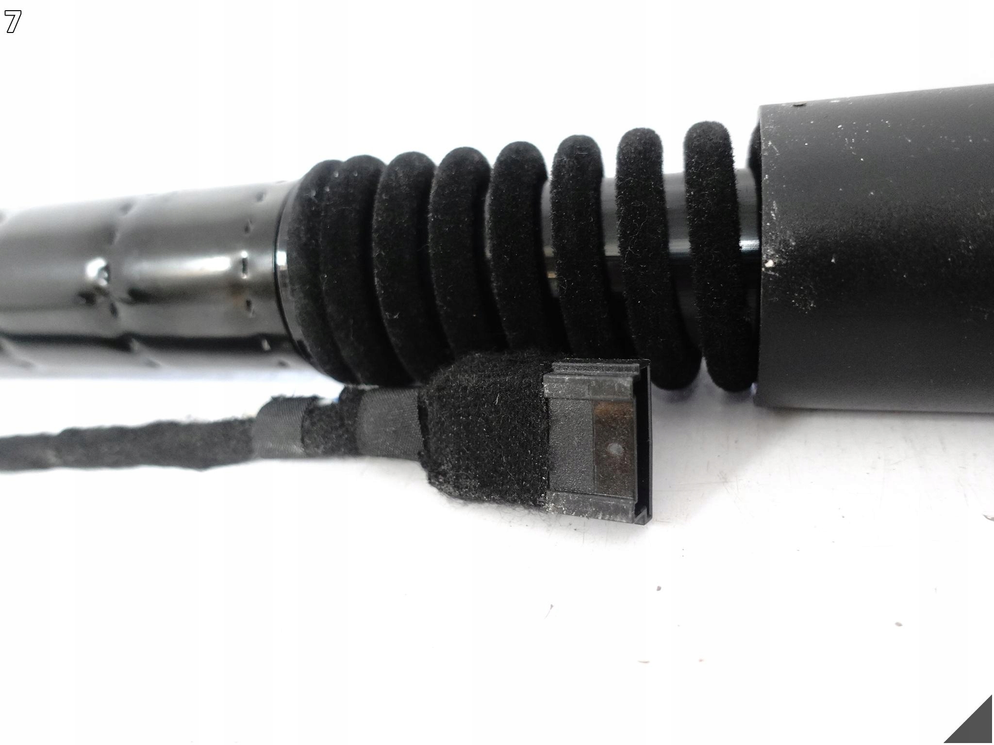 BMW XM G09 22- damper telescope electrical trunk door boot rear part left