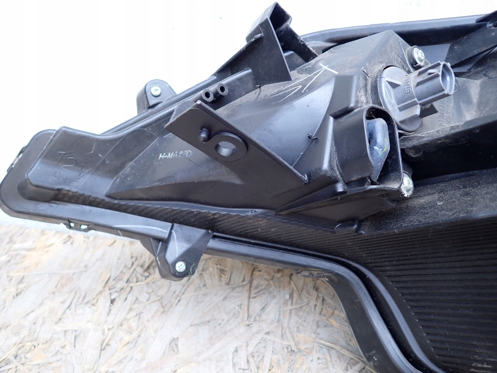 light right REFLEKTOR right MITSUBISHI SPACE STAR 2 II LIFT 2019- 8301D446