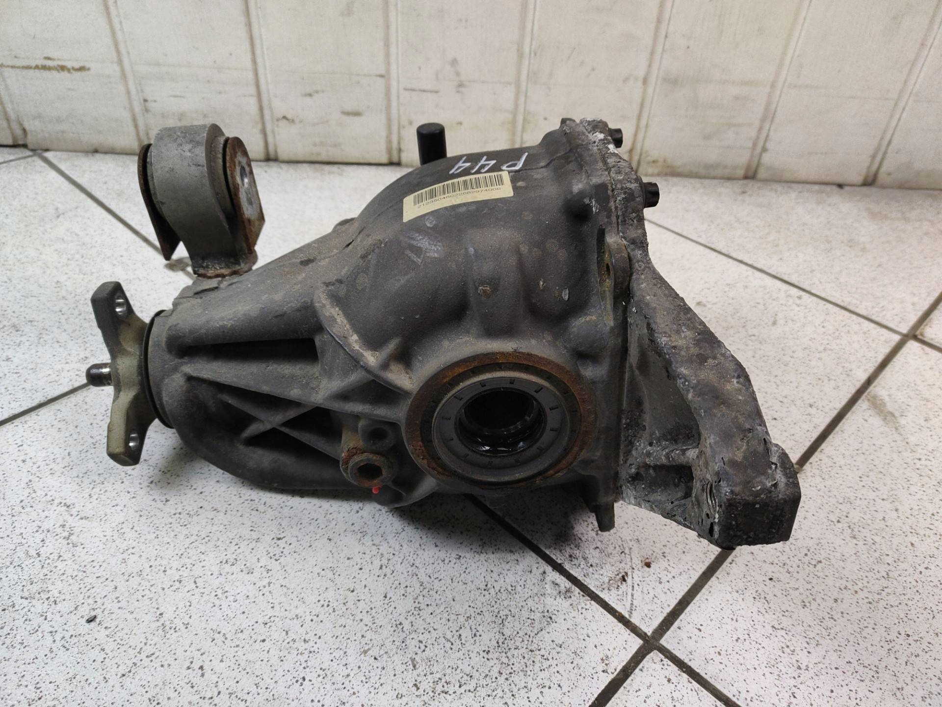 rear differential diff Mercedes-Benz E w212 W212 2011 204-350-05-14