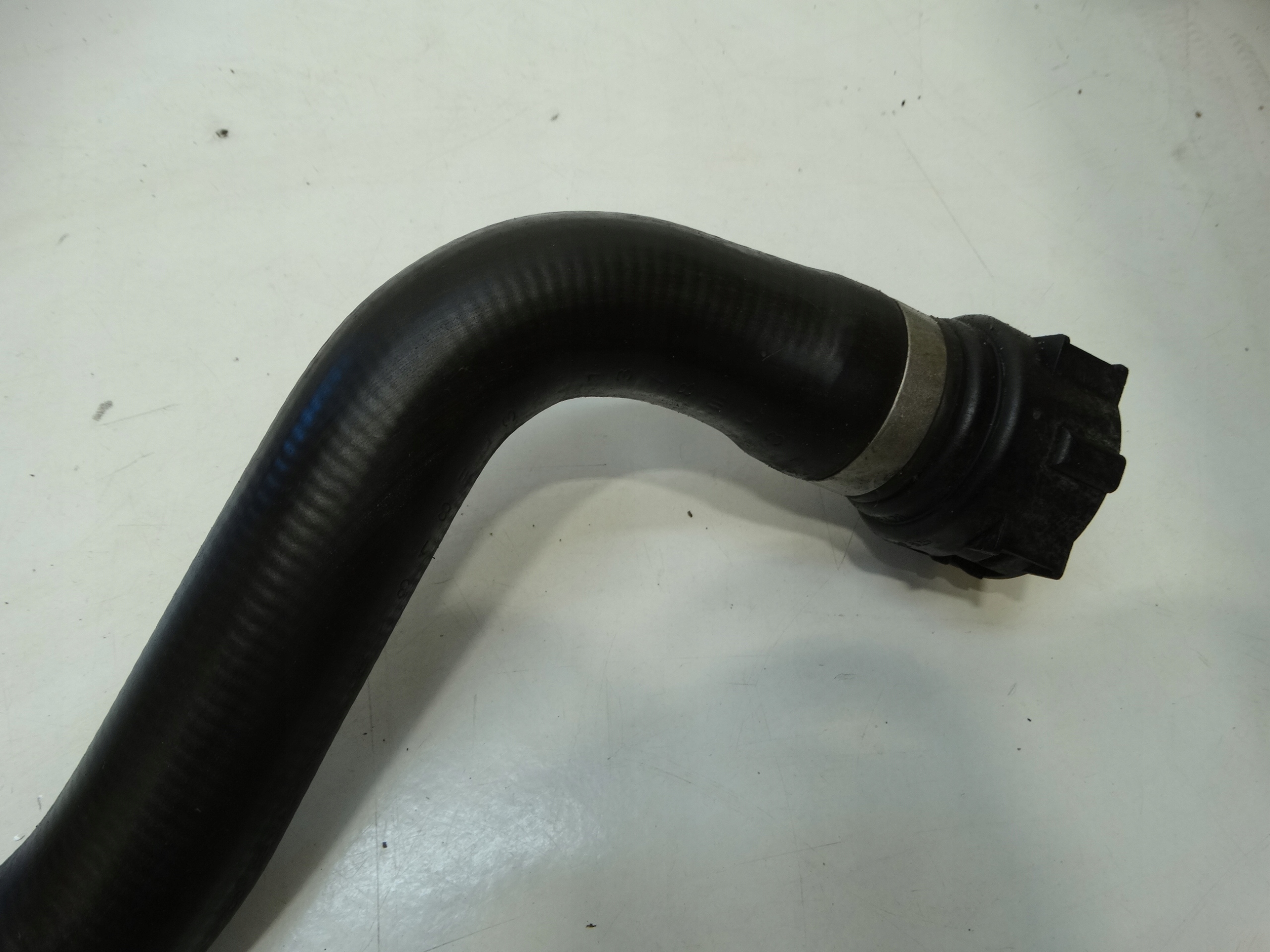 crijevo prijenos cijev vode BMW 1 F20 2013R. 7811129-04