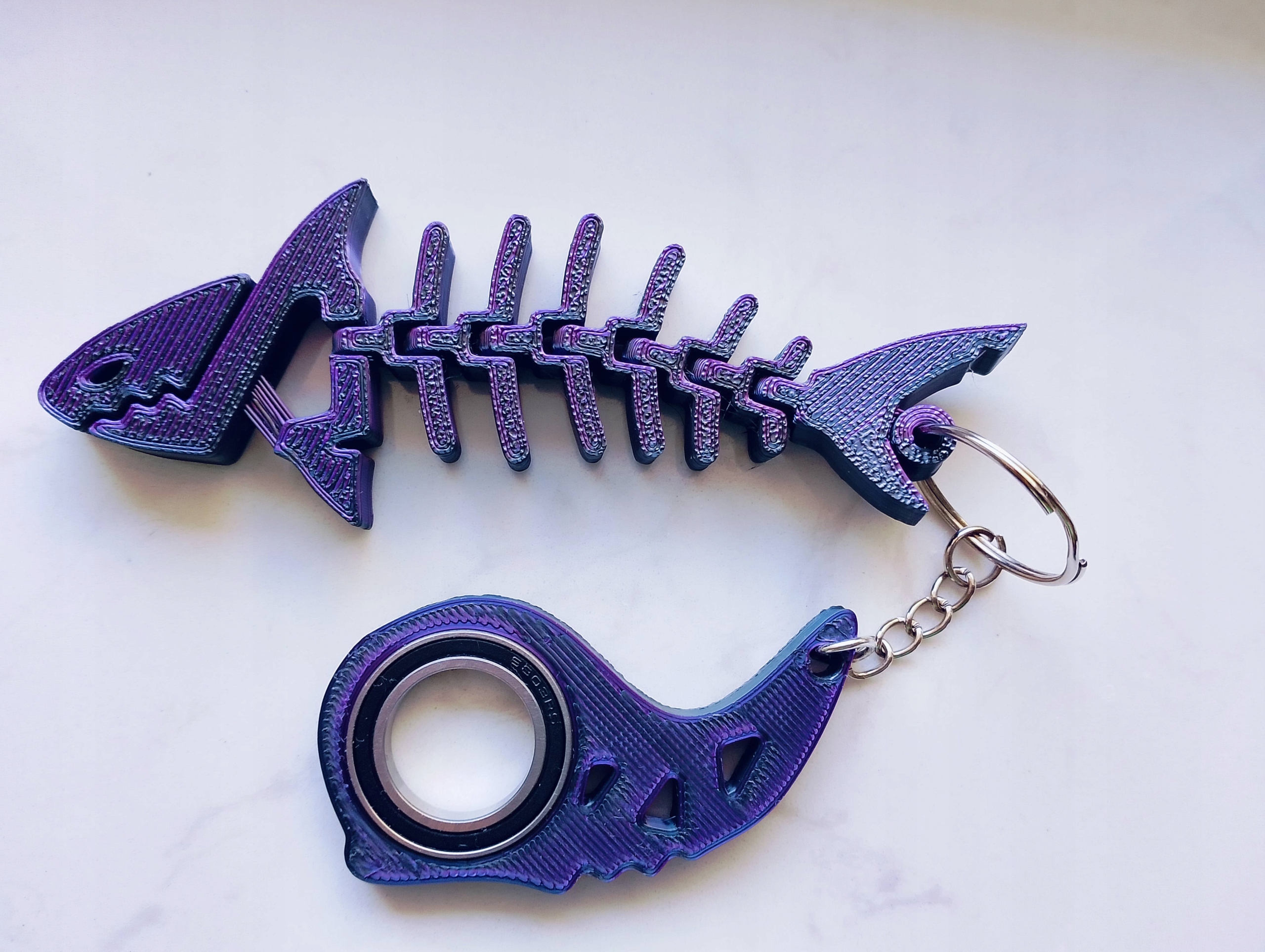 Brelok do Kluczy Rekinek KEYRAMBIT KEYSPINNER karambit BATMAN Rodzaj Fidget Spinner