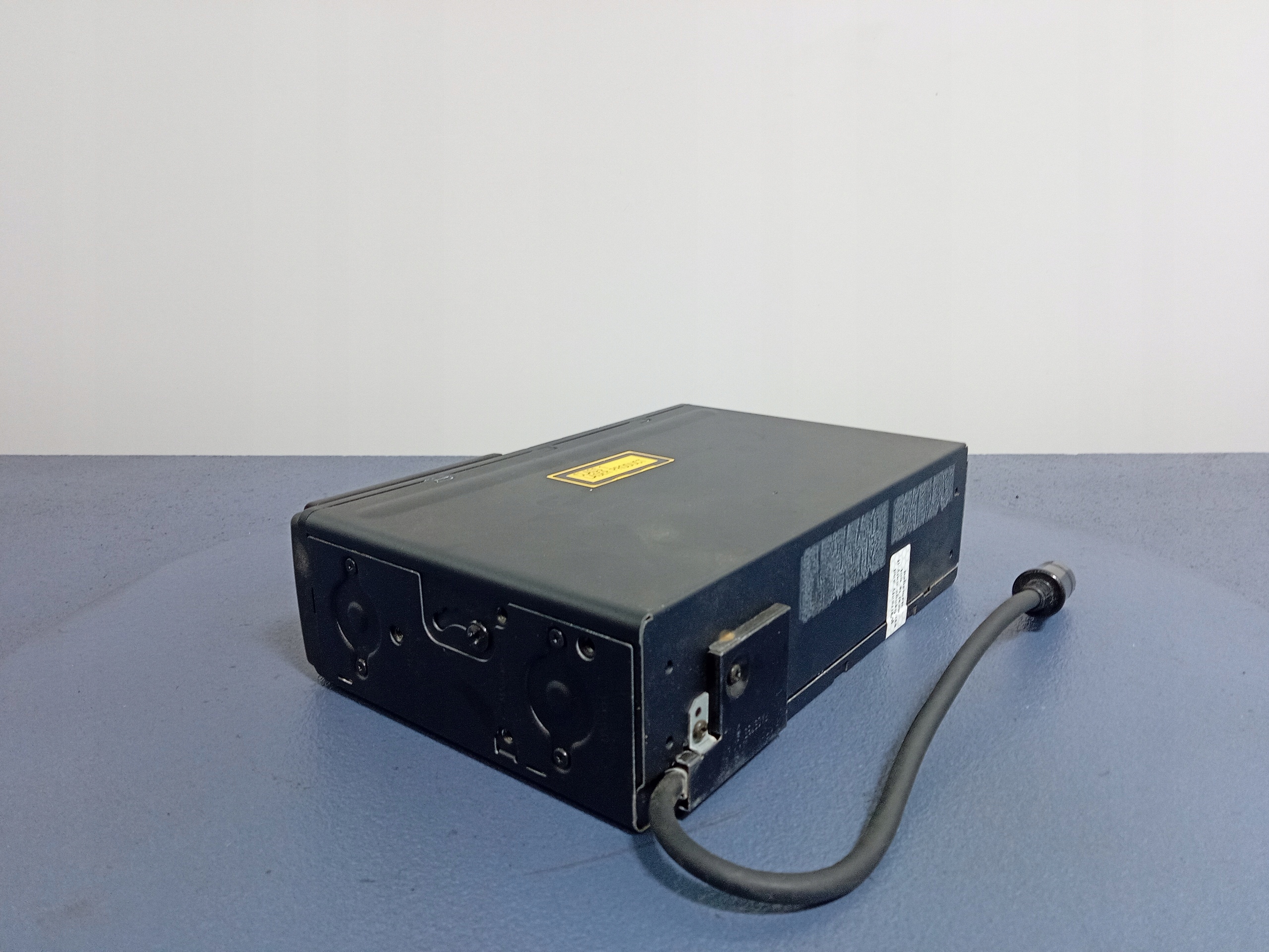 AUDI A6 C5 ZMIENIARKA CD Numer katalogowy części 01