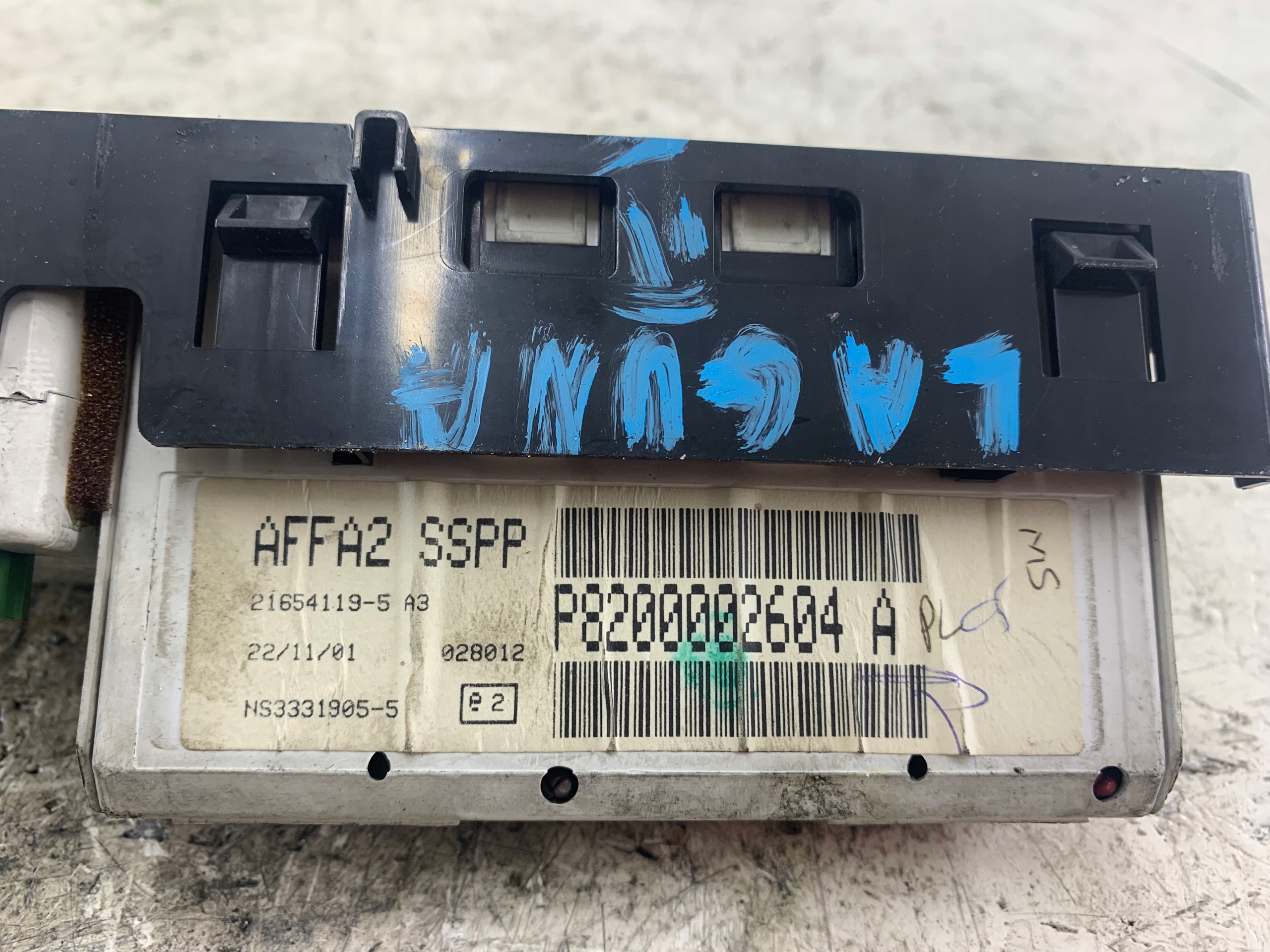 RENAULT LAGUNA II EKRAN display clock P8200002604A
