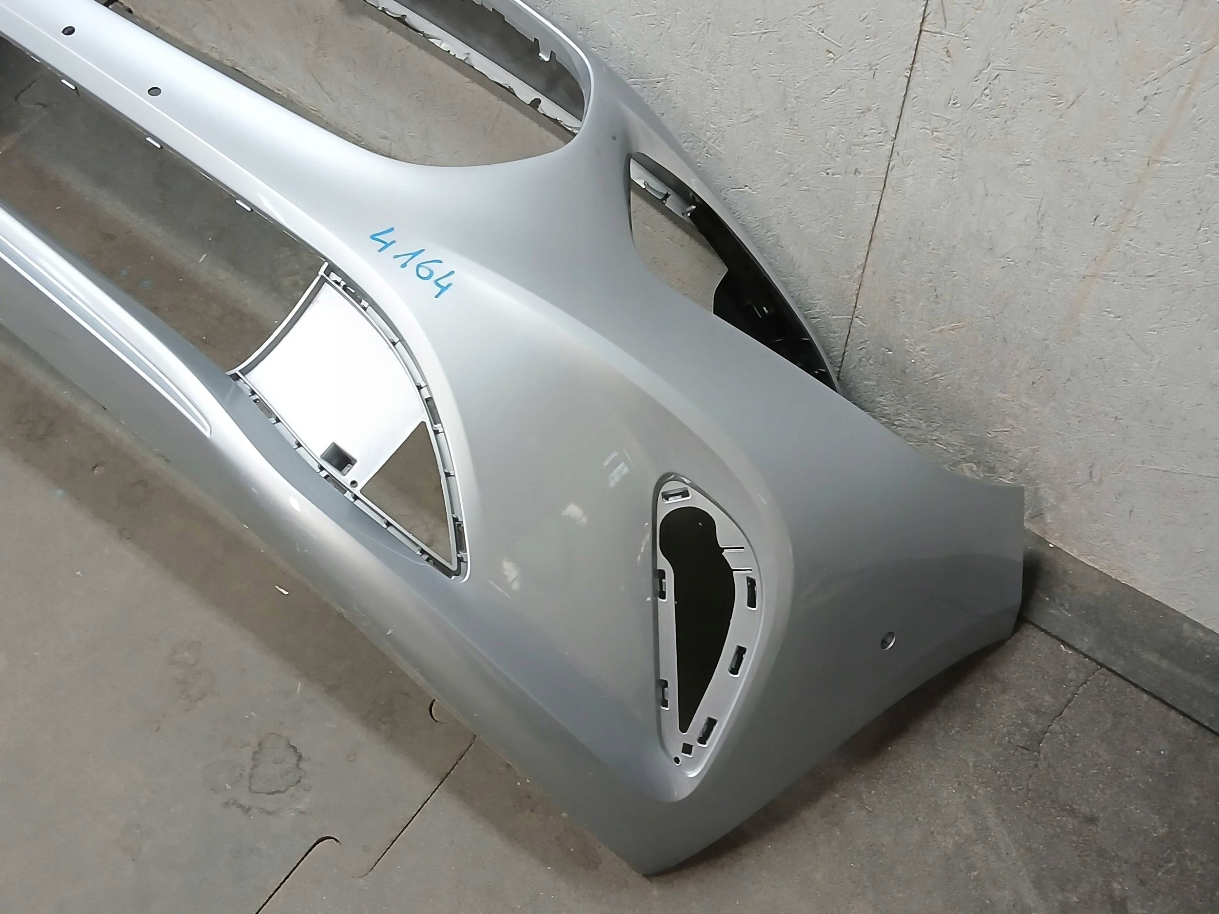 bumper front MERCEDES B KLASA W247 A247