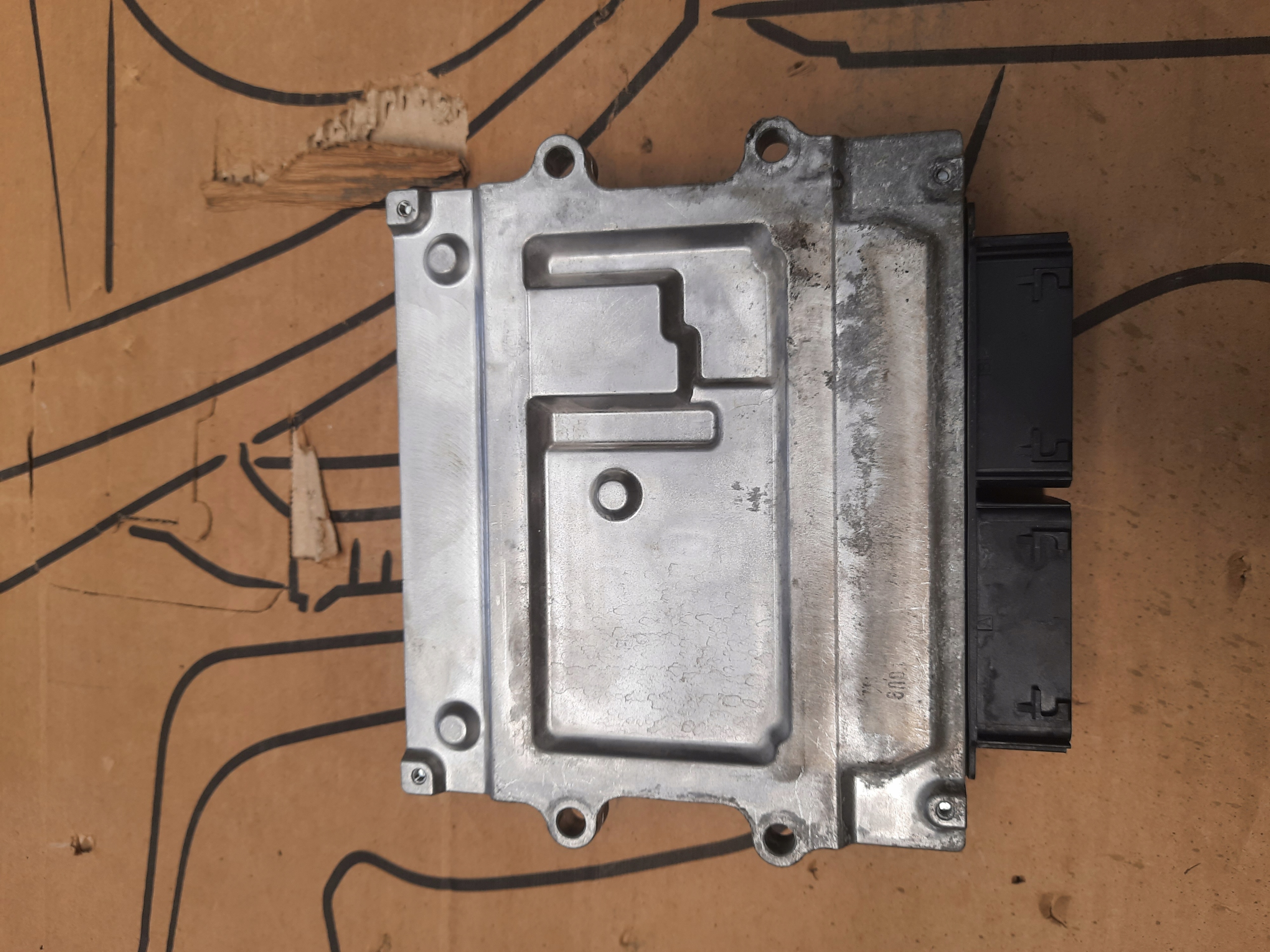 VOLVO XC90 II i in - komputer sterownik silnika Numer katalogowy części 31459914