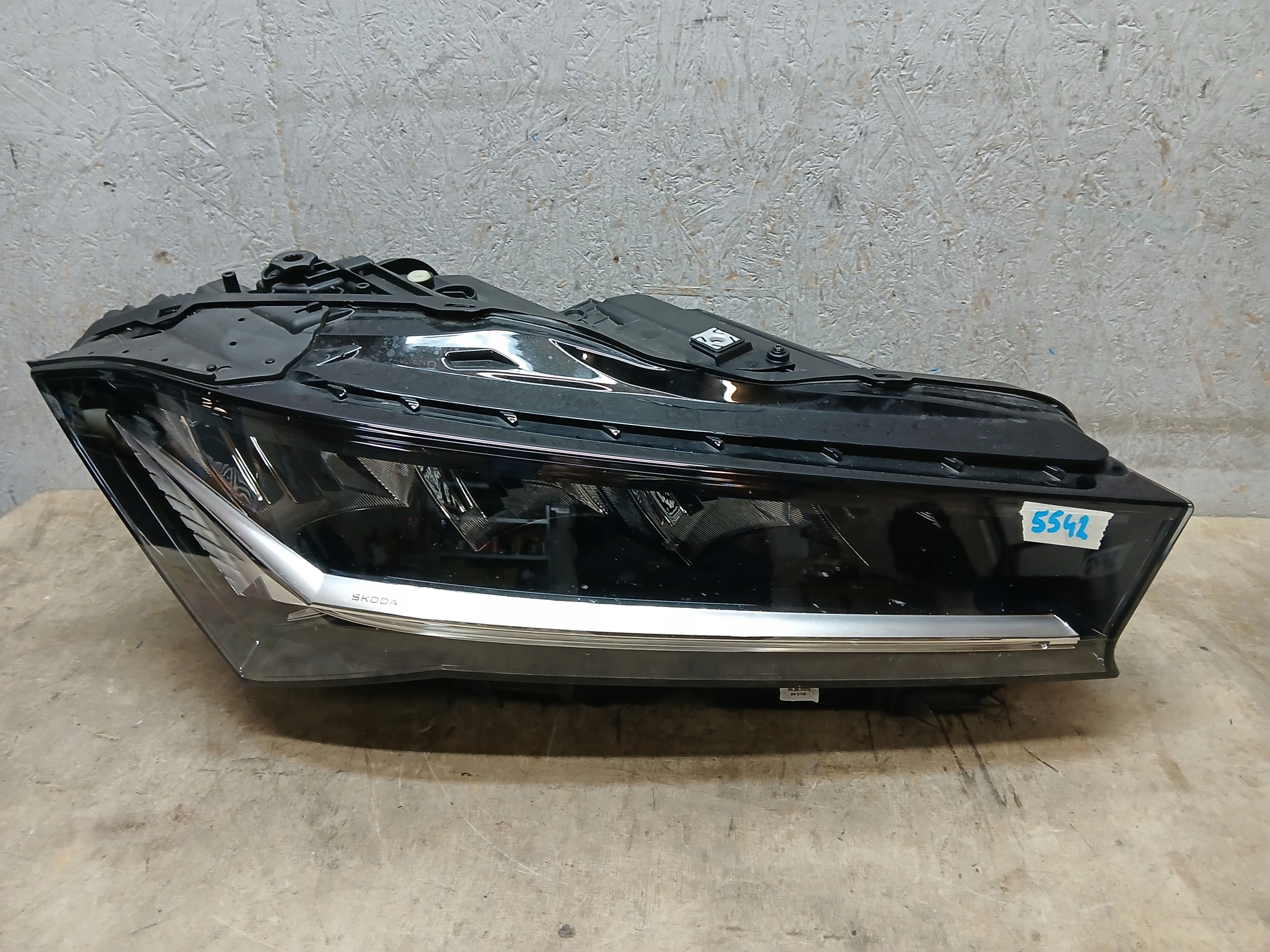 light front right SKODA SUPERB IV 4 FULL LED 3P1941016