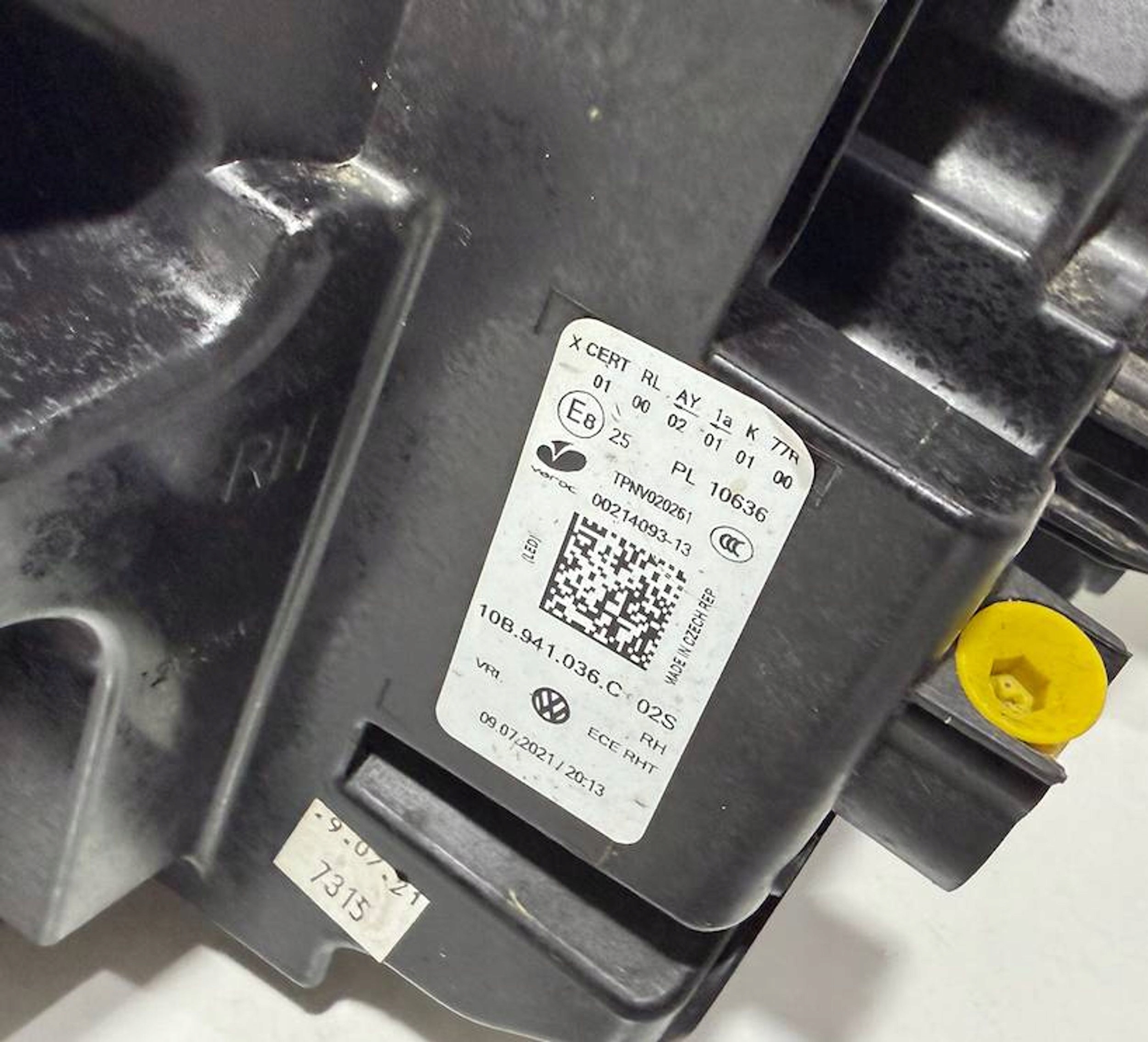 vw id.3 ID3 10B full led фара правая целая очень хорошее IQ 10B941036C
