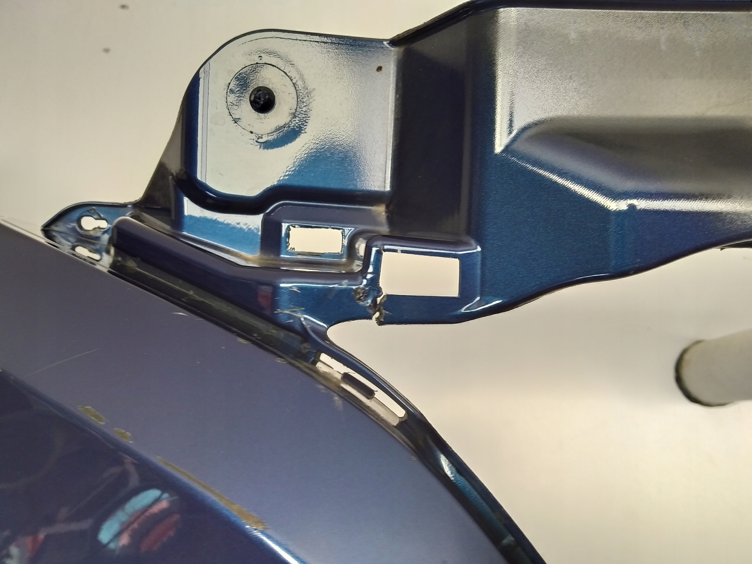 2014r + Honda Hrv II bumper front blue original