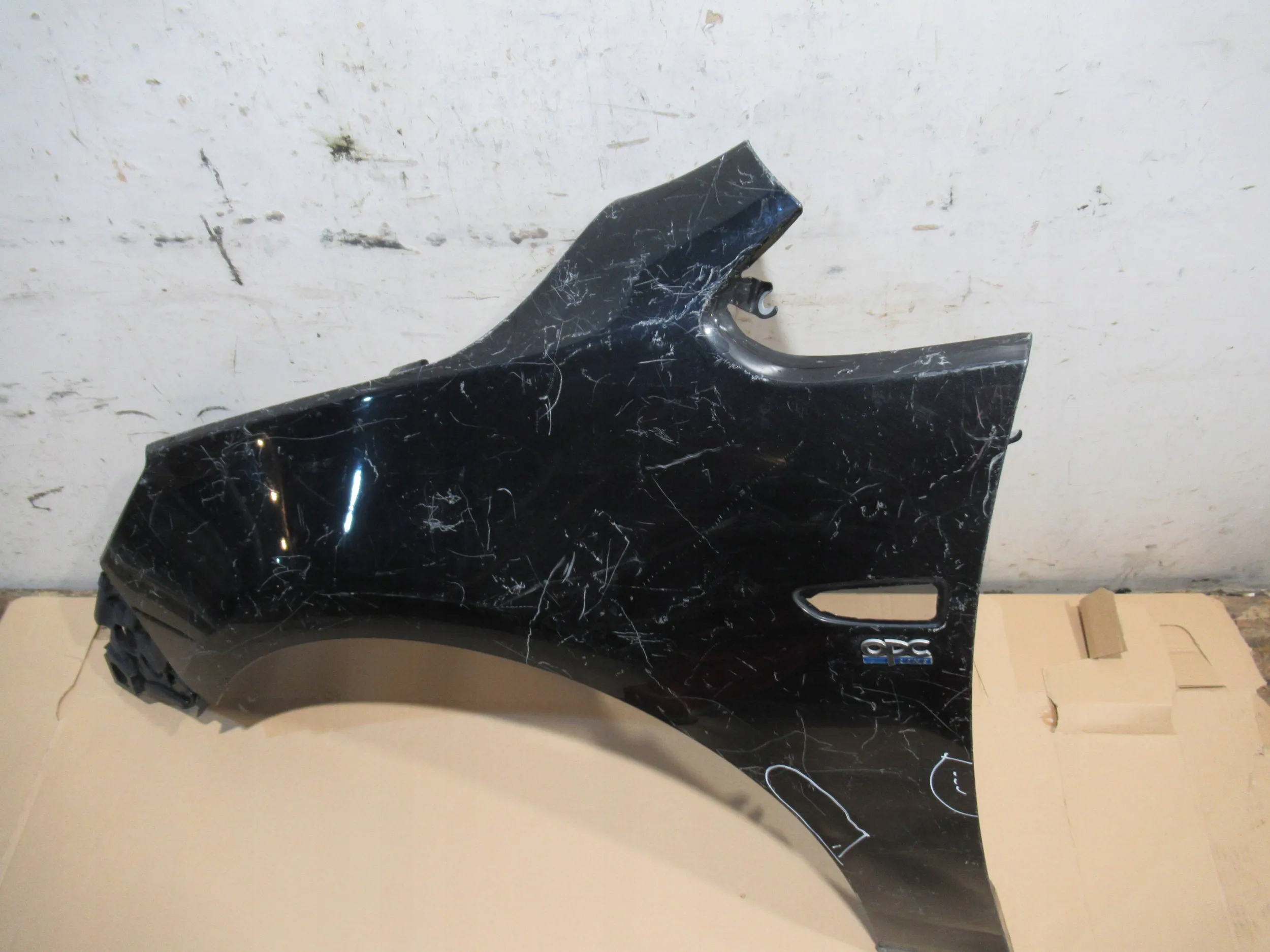 Błotnik przód lewy Opel Astra IV Typ samochodu Samochody osobowe