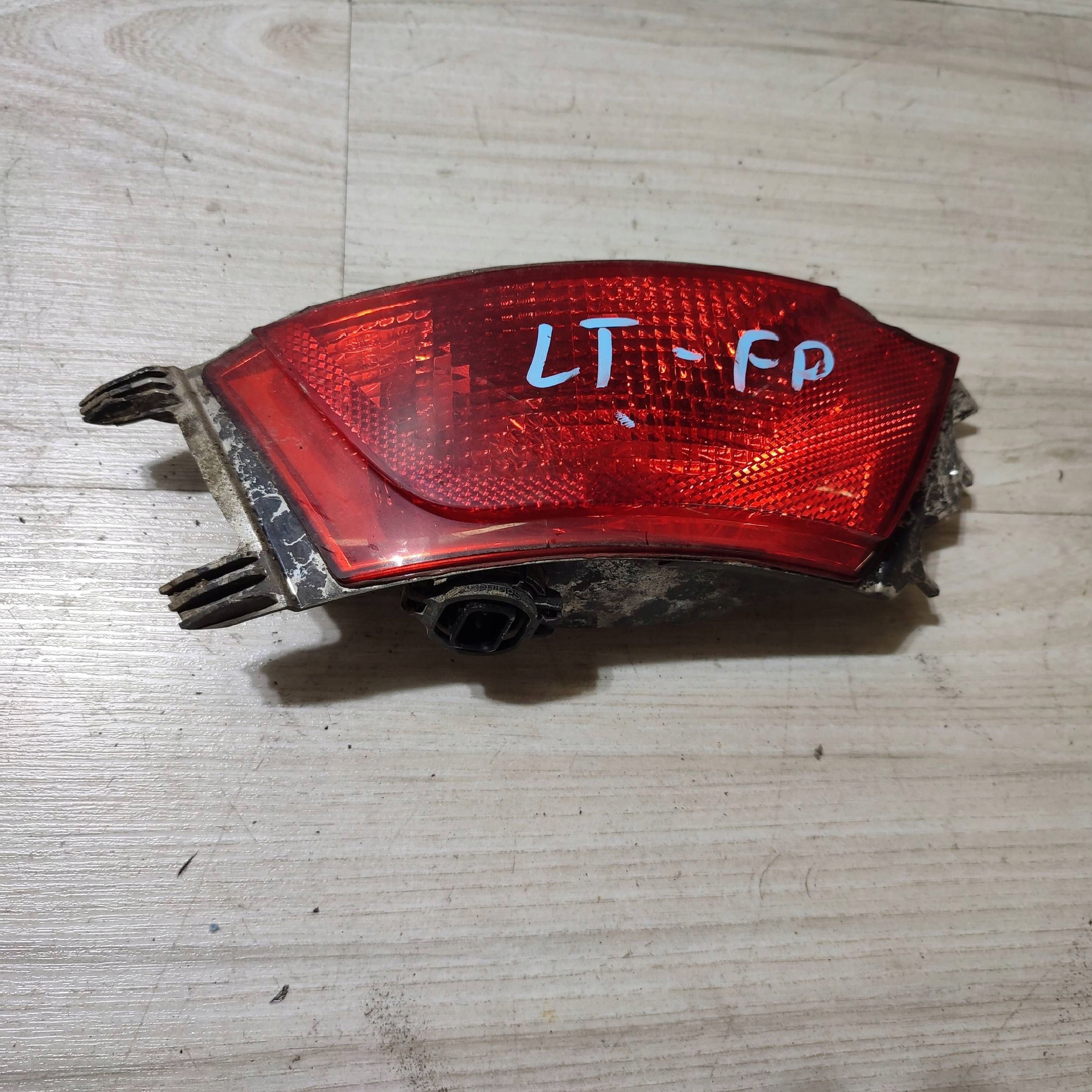 light rear rear part side left Jaguar F-Pace 01134501