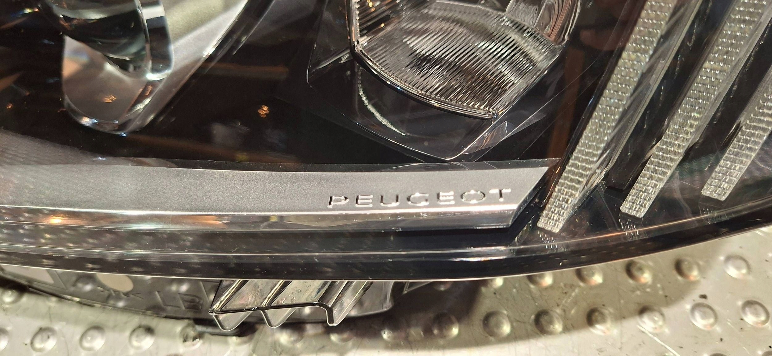 light left front 9823144280 lens Peugeot 508 II 19- as new