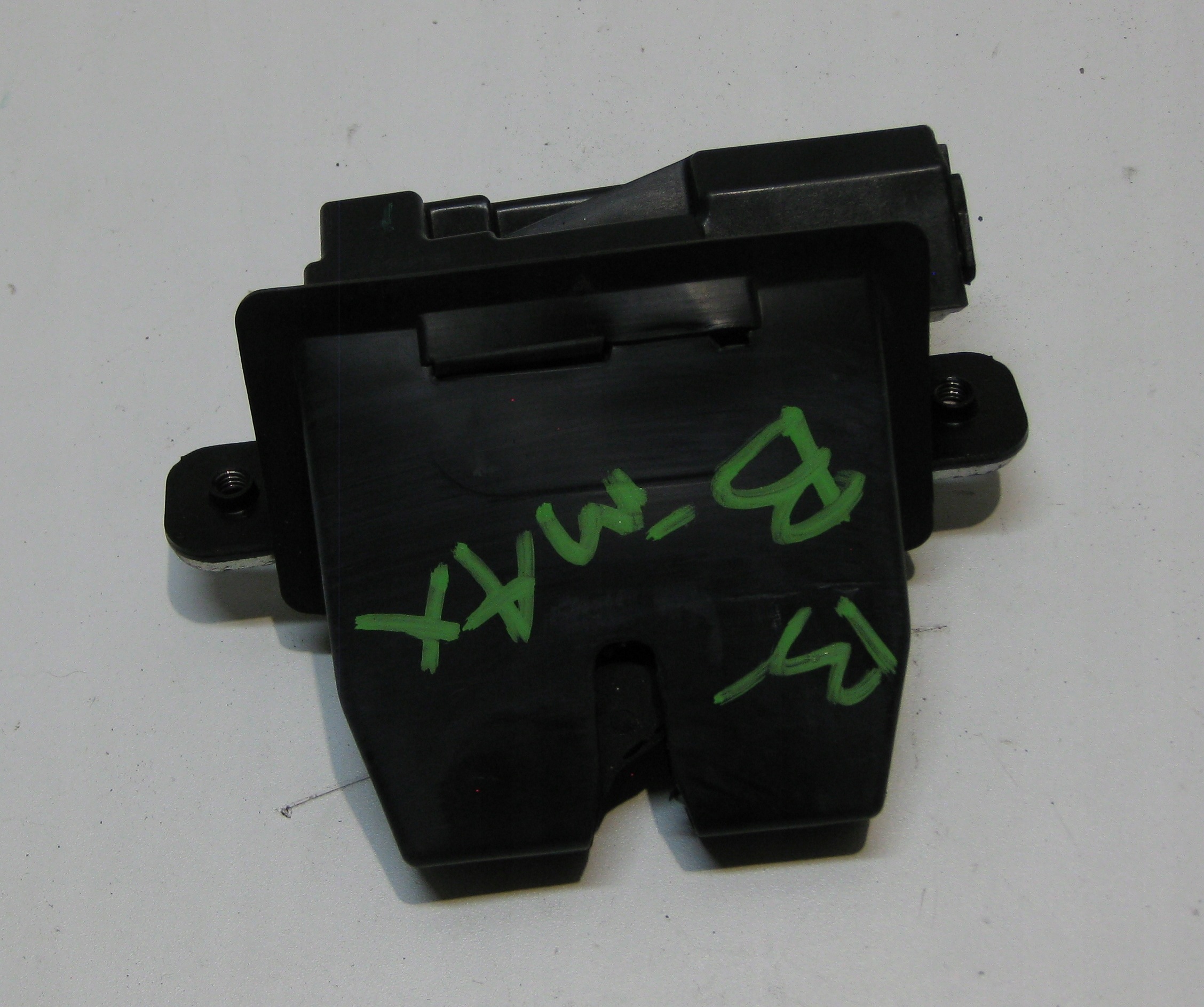 FORD B-MAX 13R 1.0EB lock bonnet boot 8A61-A442A66-BE