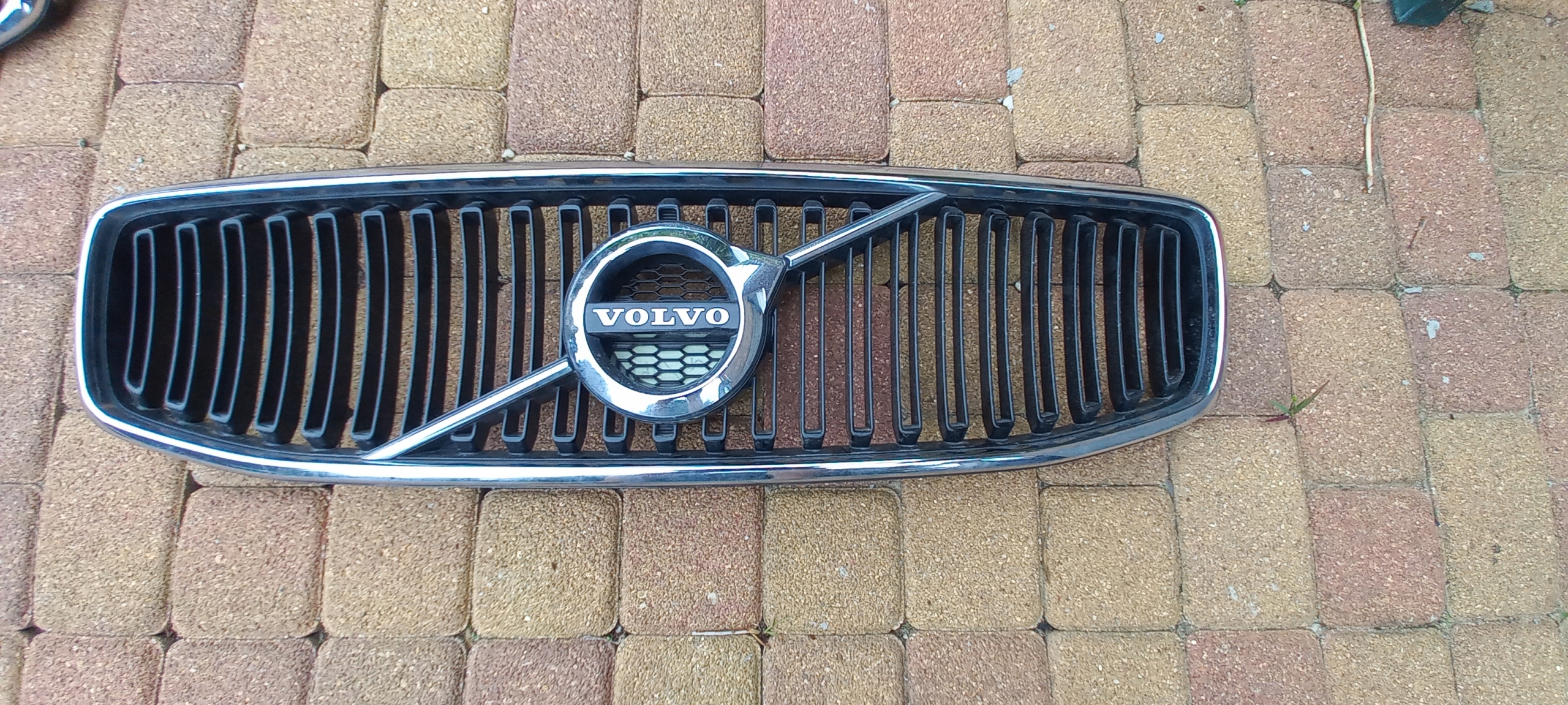 Volvo XC60 Kühlergrill FRONTGRILL Kühlergitter - Thumbnail 2