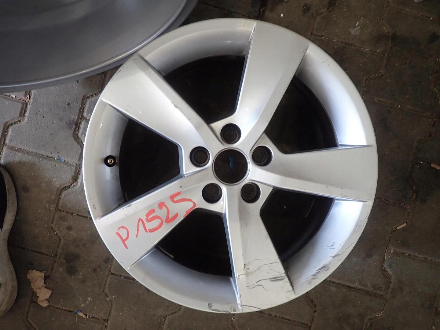 disk disk SKODA 5JA 5x100 ET40 7J 16" 5JA601025AD