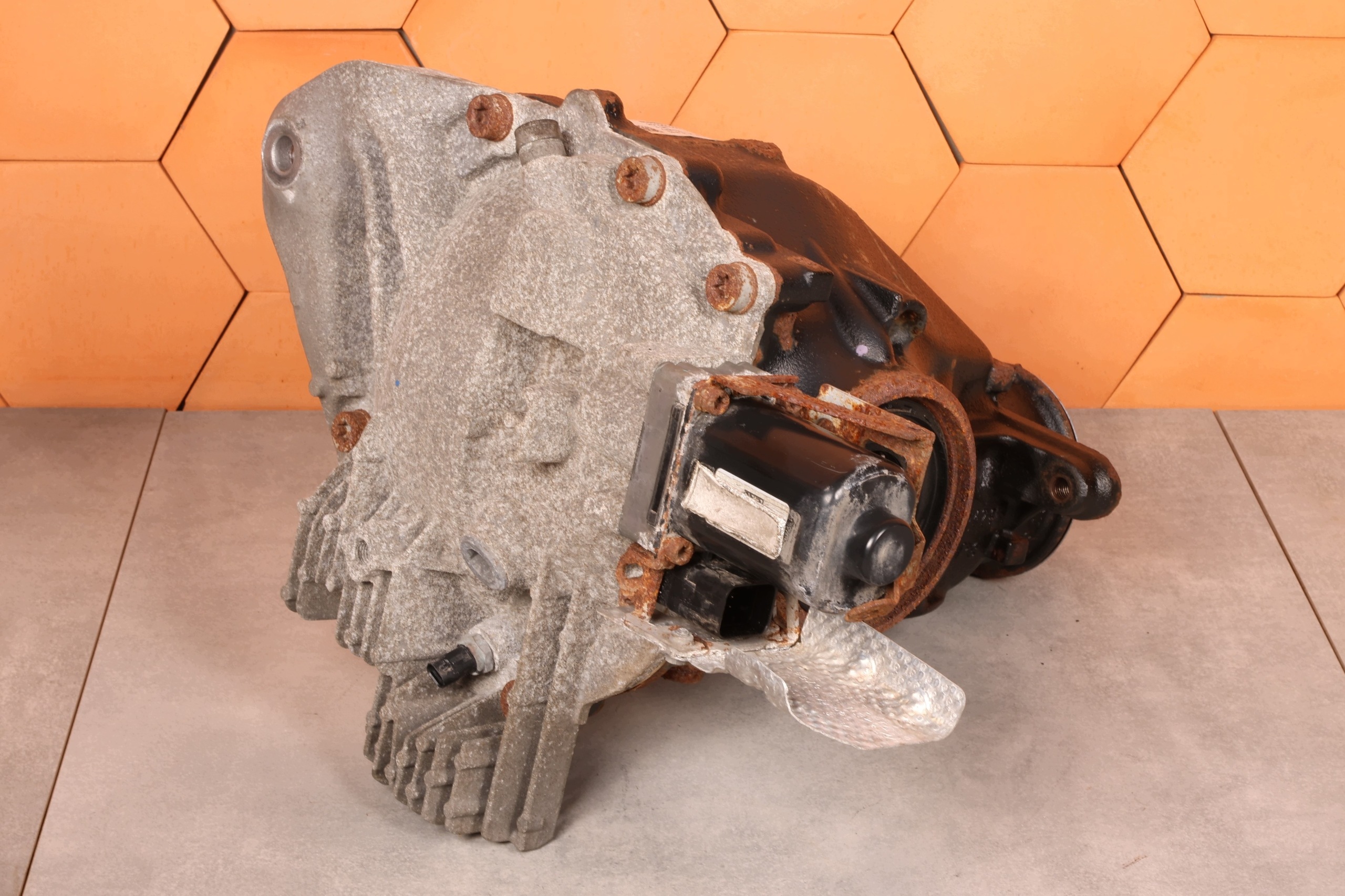 BMW X3 G01 X4 G02 M40iX differential rear differential diff 3.38 8686981