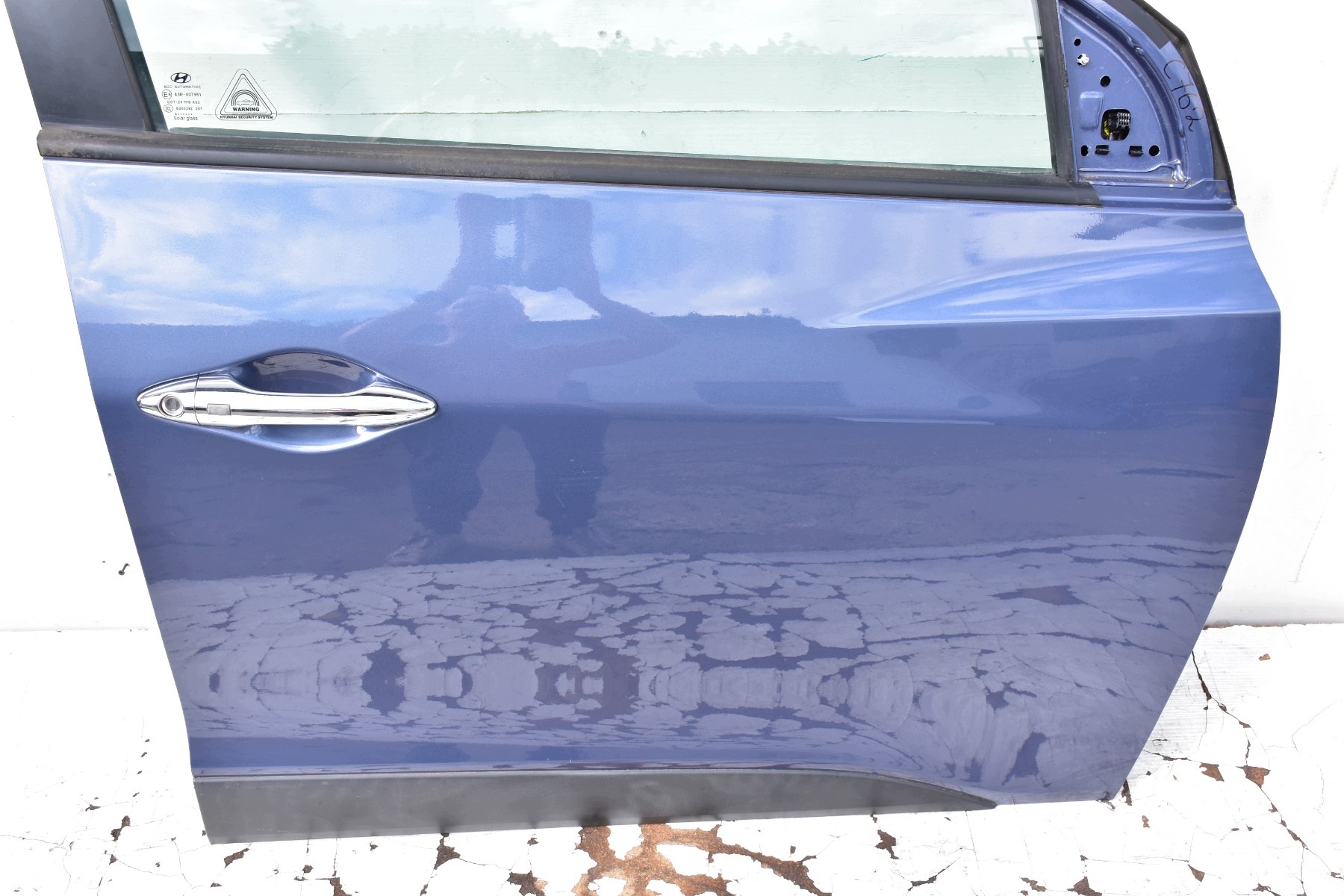 door right front HYUNDAI IX35 2010-2015 kod lakieru: WAE