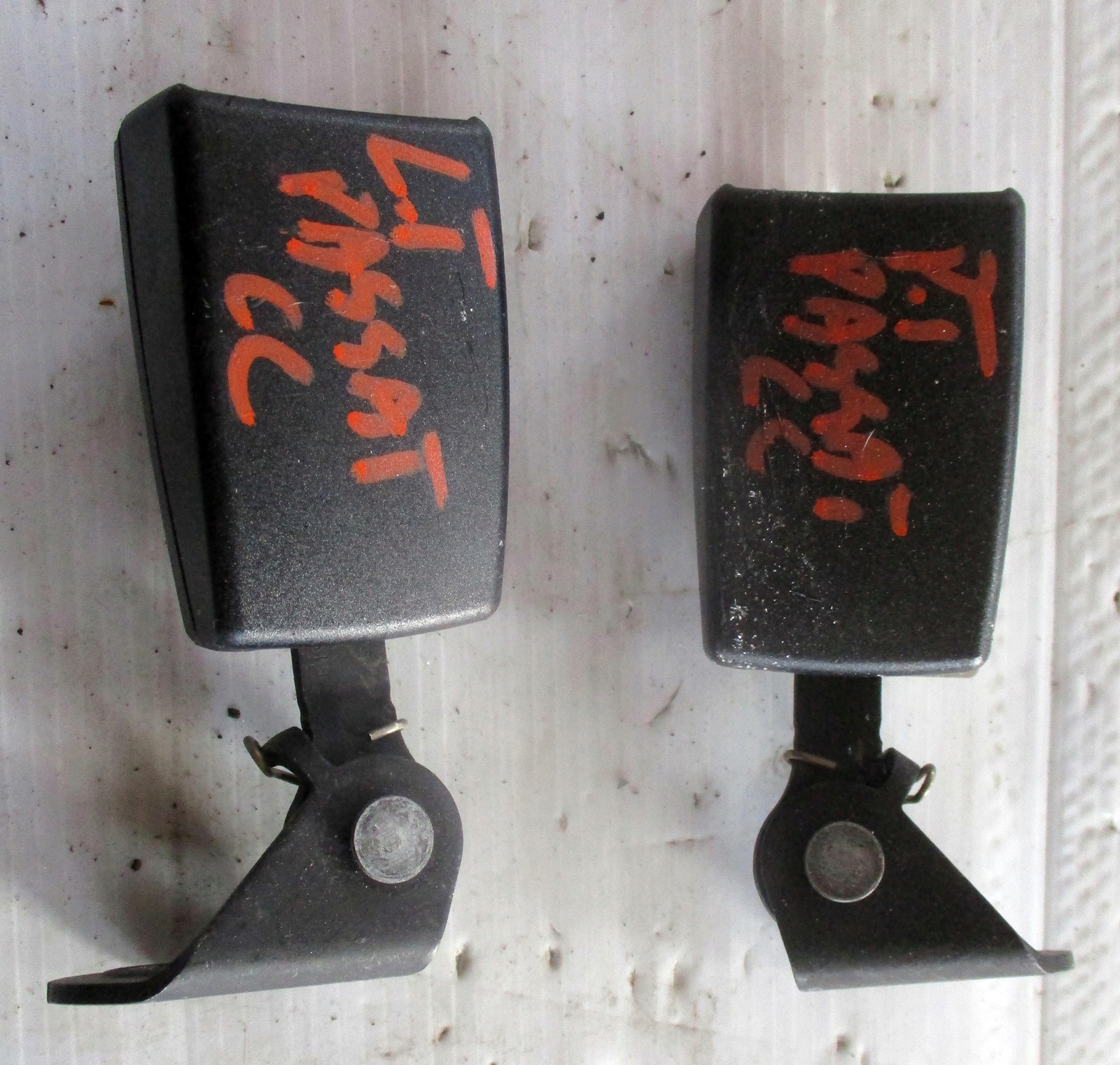 vw Passat CC защелка ремня правая левый задний