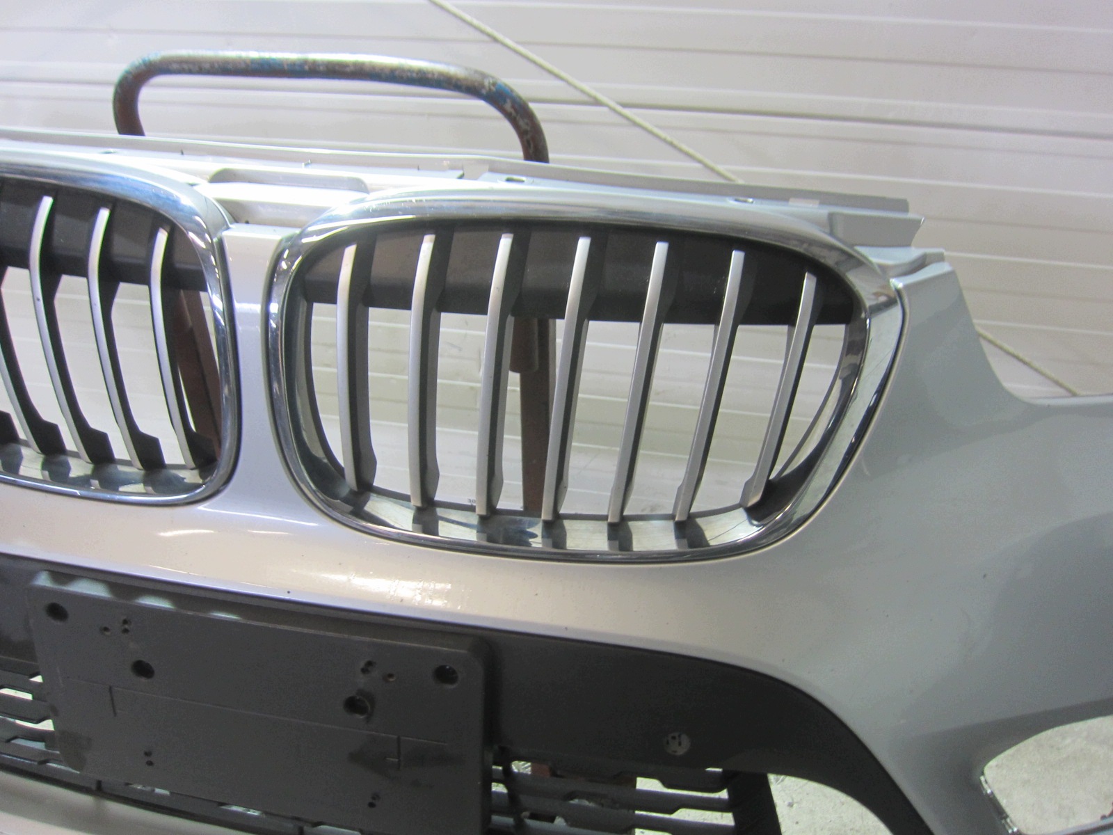 BMW X1 F48 bumper SREBRNY complete front front SILBER A83 6PDC 7453566