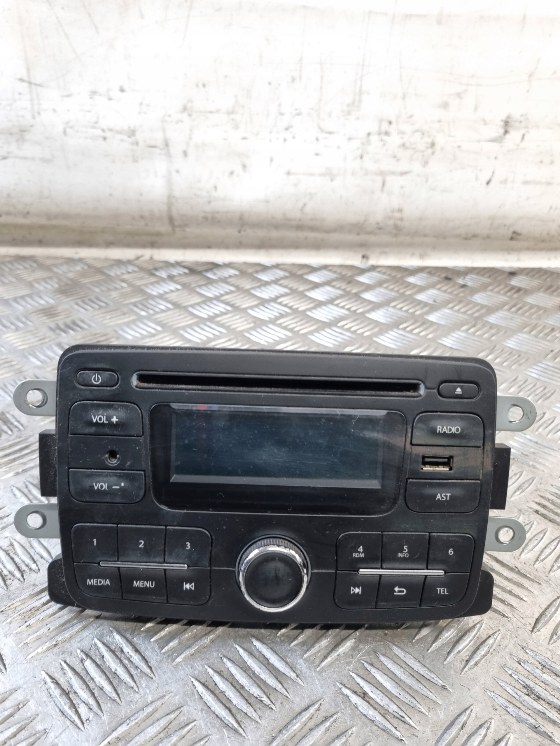 RADIO DACIA LOGAN MCV II