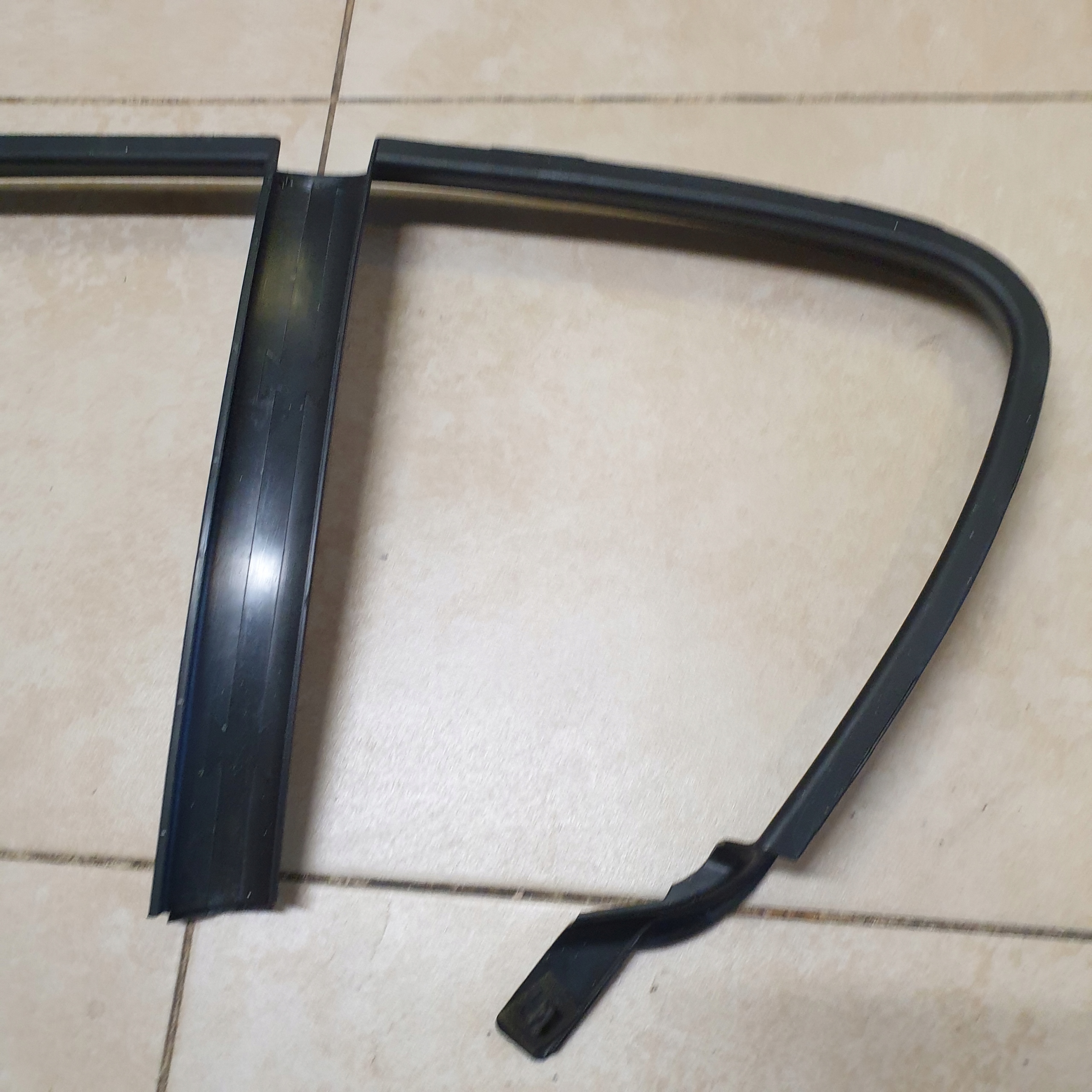 moulding frame cover inner door left rear part BMW 1 E87 OE
