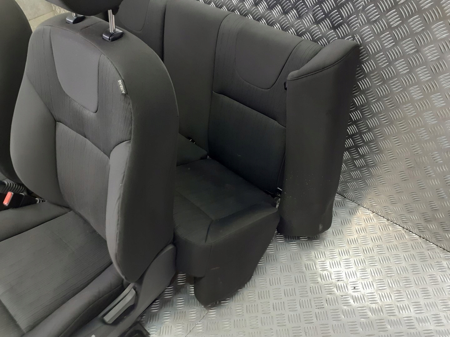 кресла диван комплект + бочки FORD Focus MK2 америка 2.0 16V