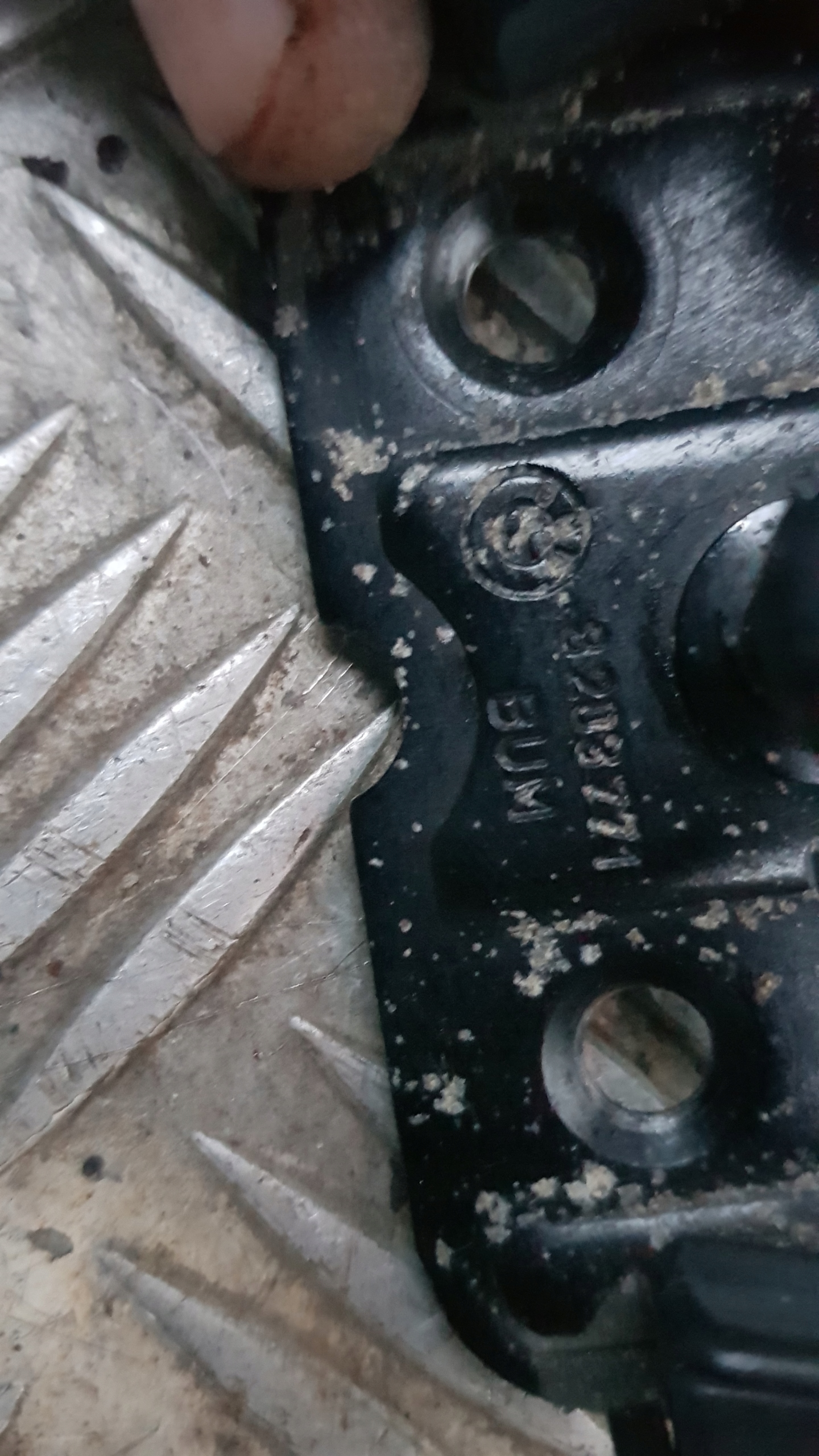 BMW E46 RYGIEL Support plaque de la serrure Arrière Berline
