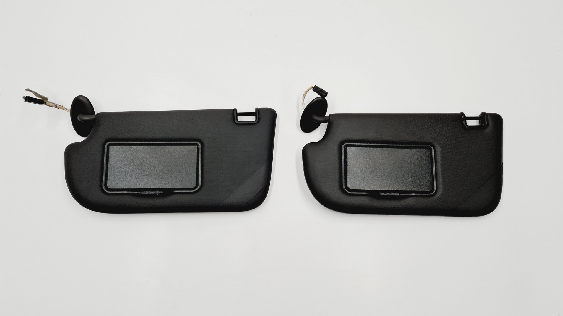 OSŁONA PRZECIWSŁONECZNA LEWA FORD KUGA MK2 ST