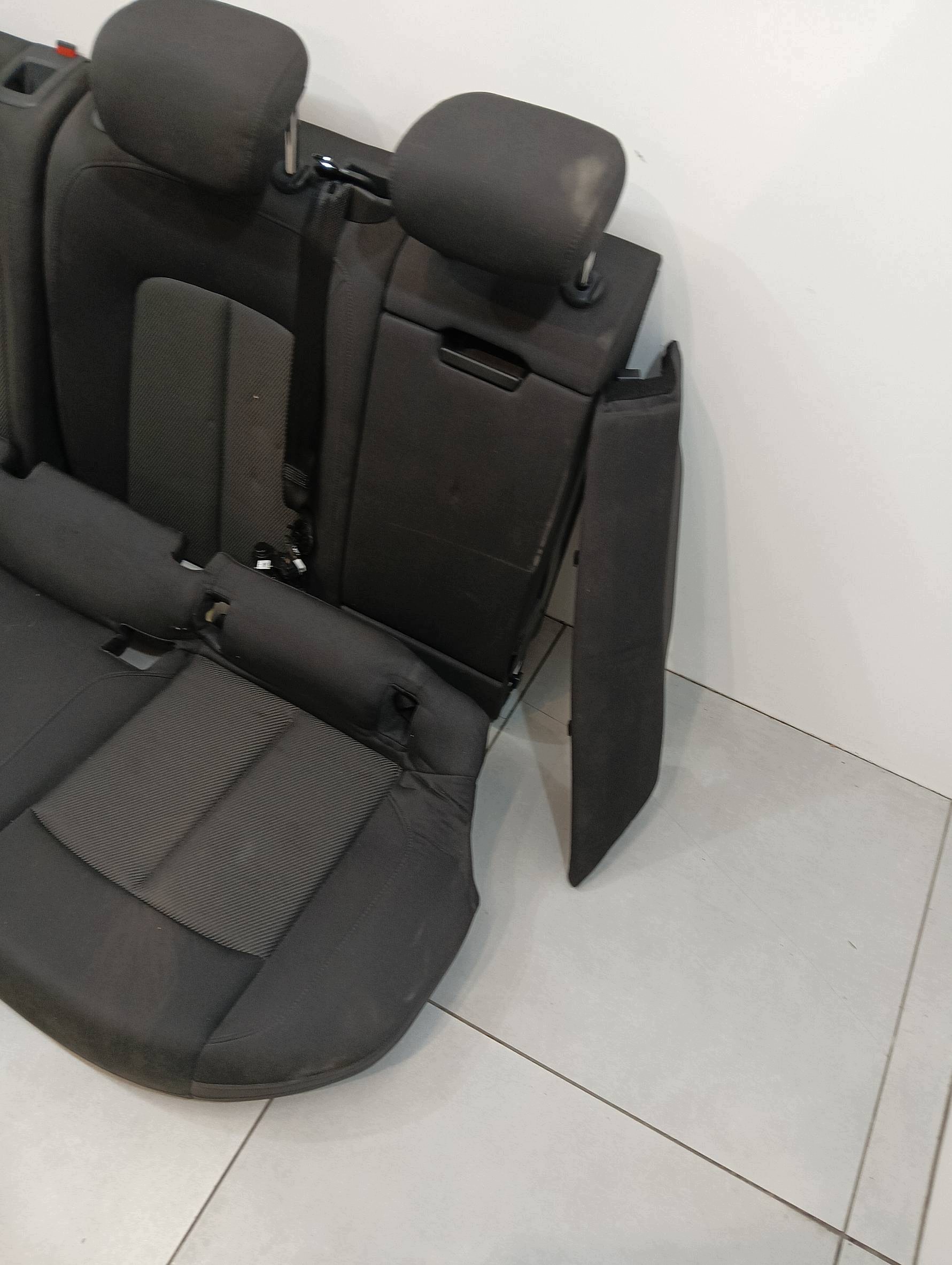 KANAPY heck KOMBI GRZANA AVANT Audi A6 V (2018-) C8