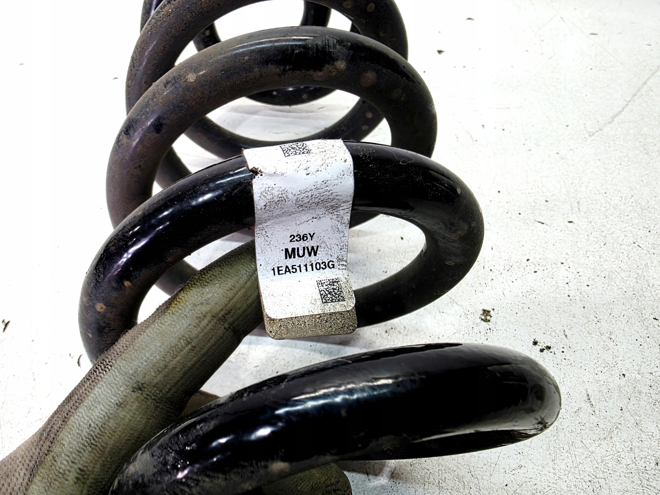 spring rear part rear left or right AUDI Q4 E-TRON 1EA511103G