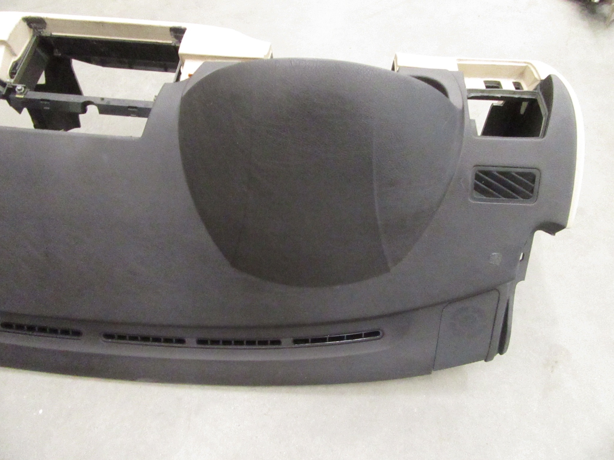 dashboard instrument panel cockpit BMW E53 X5 EUROPA beige