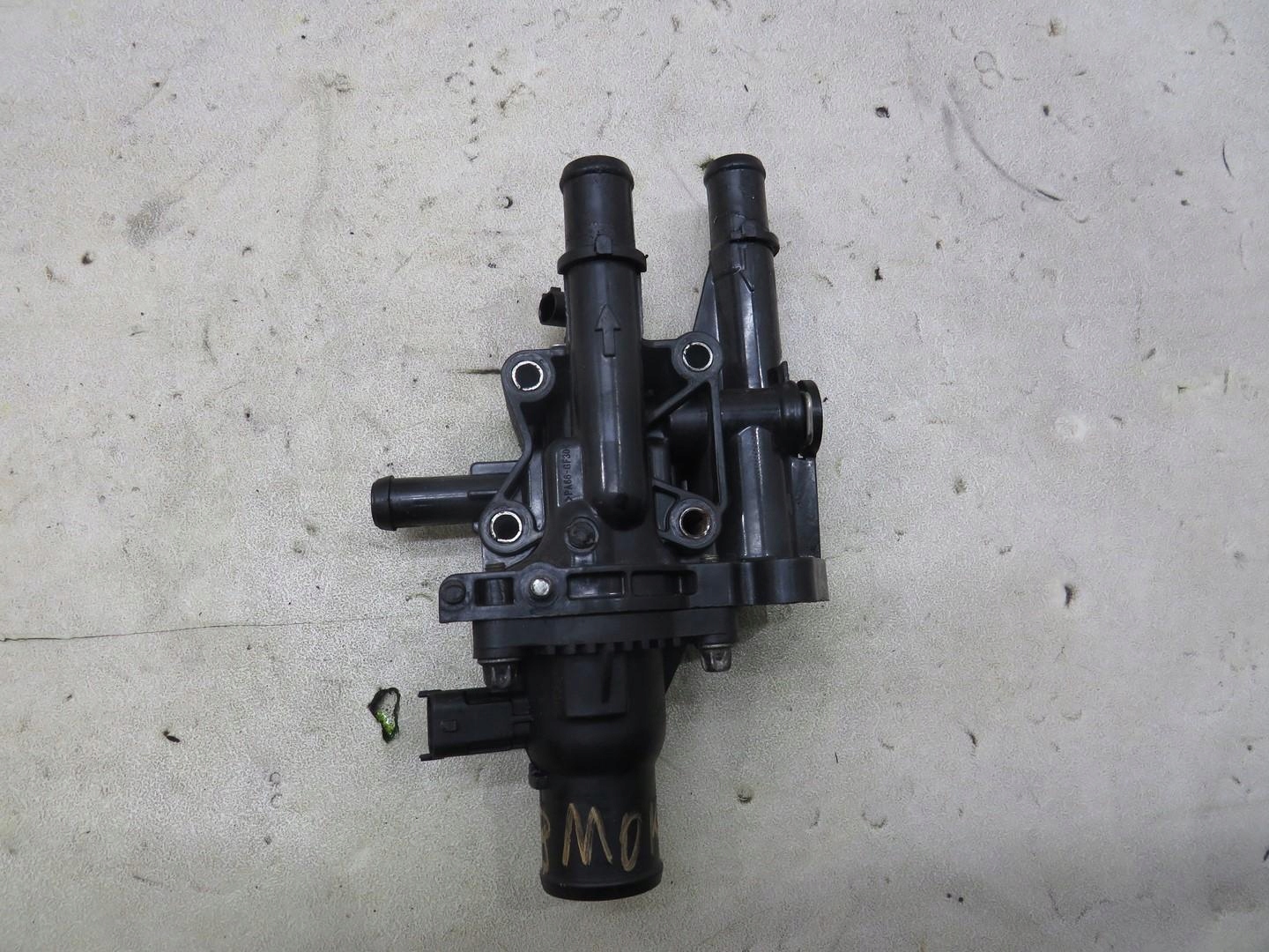 OBUDOWA TERMOSTATU MOKKA 1.6 16V