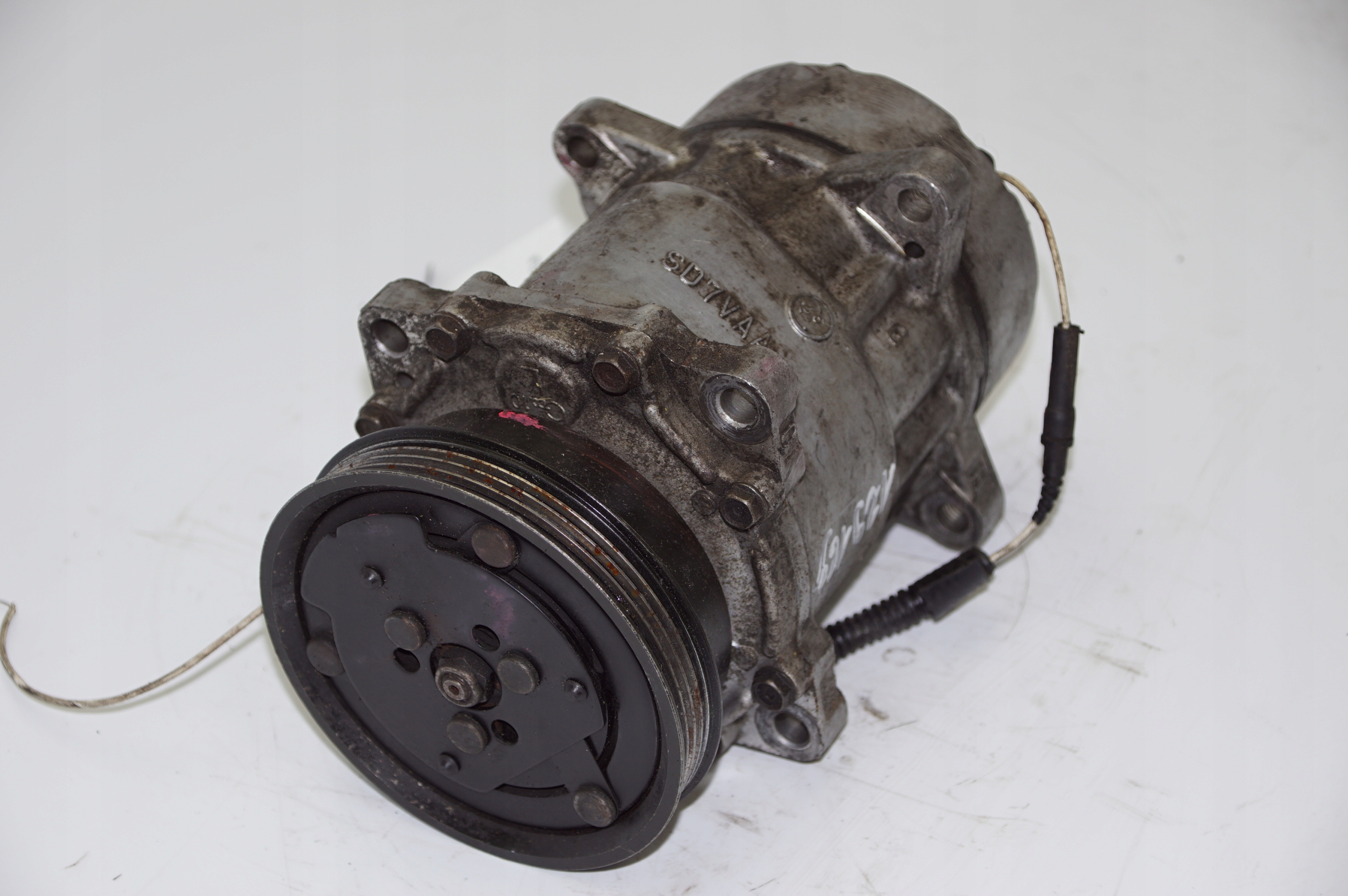 kompresor klimatizaci 7700272987 RENAULT MEGANE a