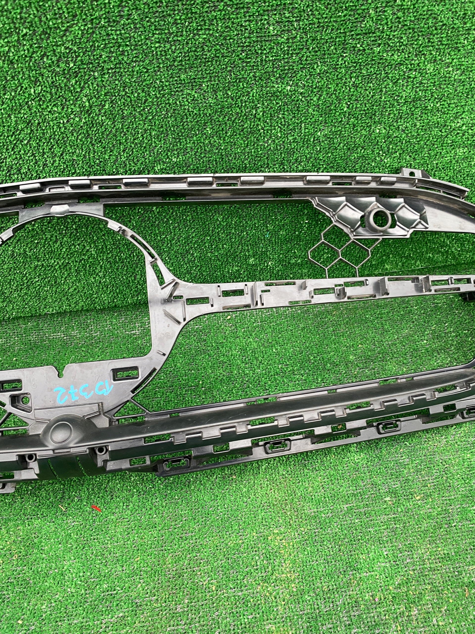 Mercedes-Benz A-Klasse W177 Kühlergrill FRONTGRILL Kühlergitter A1778888501 - Thumbnail 6