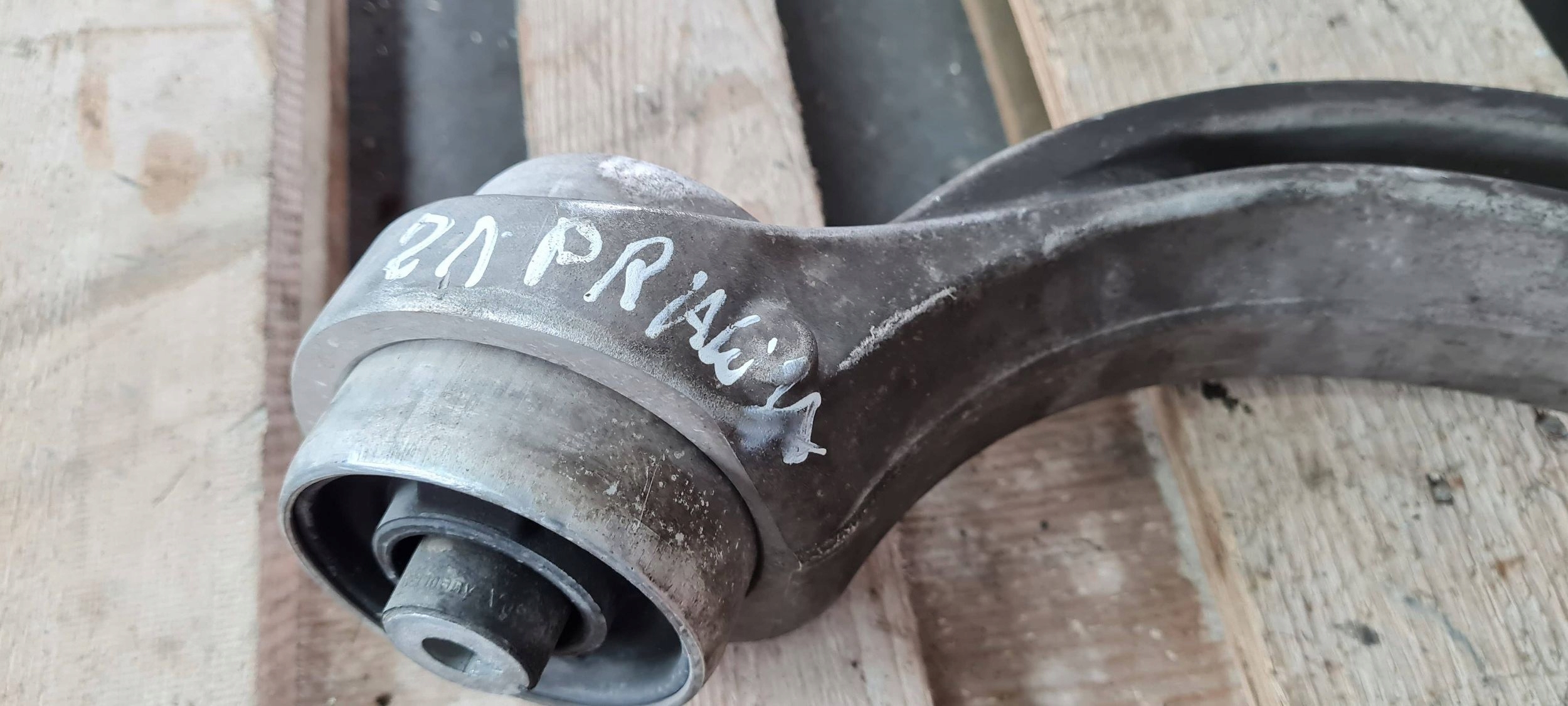 SQ8 4M RSQ8 Q8 arm right front front 4M0407696C SQ7 4M Q7