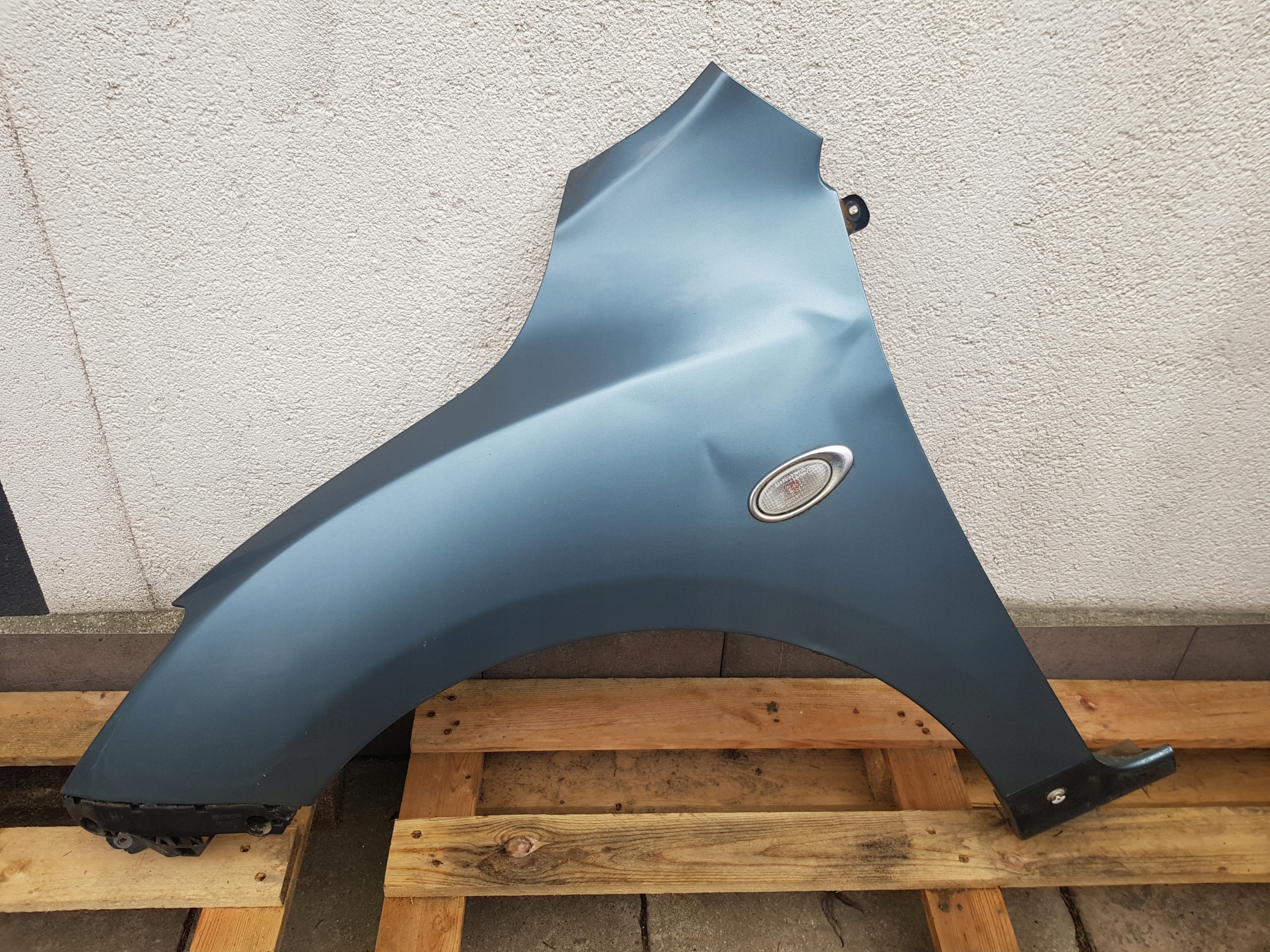 MAZDA 3 II BL fender front front left support
