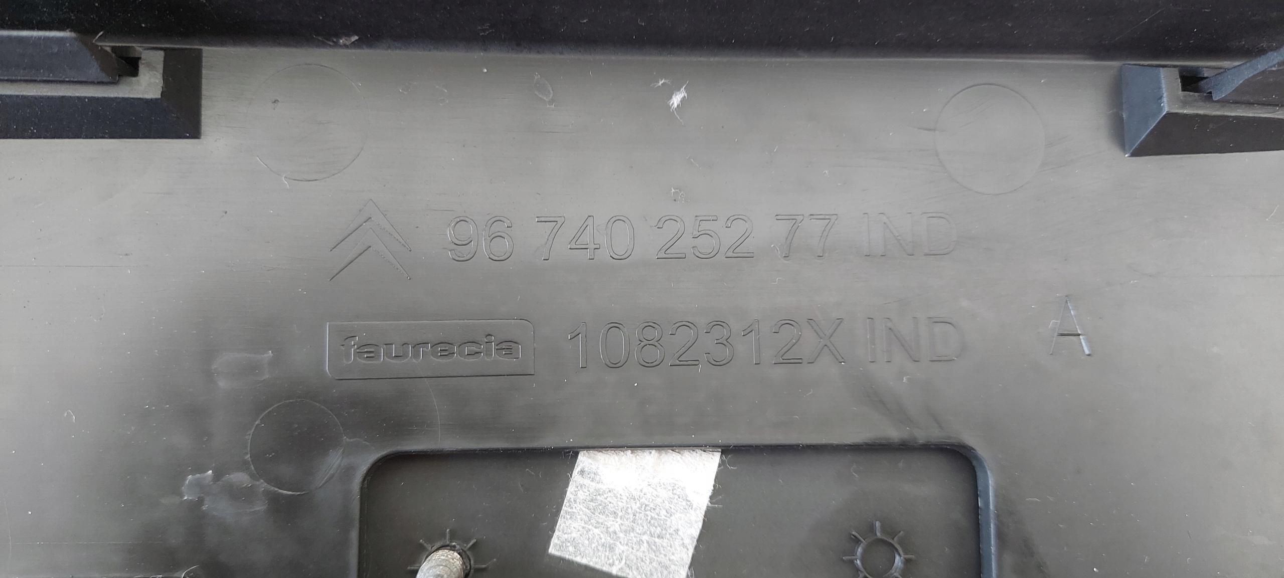 Grille CITROEN DS3 9674025277