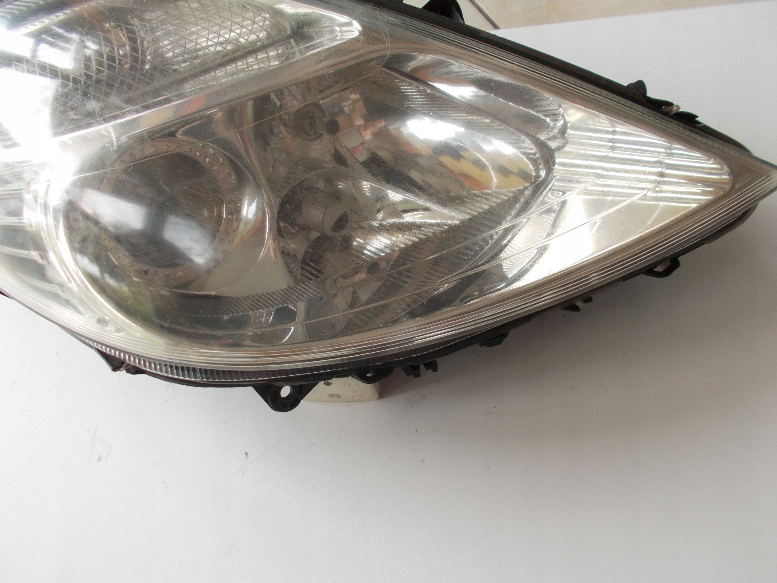 REFLEKTOR right light right front XENON CITROEN C8 PEUGEOT 807 89006372 EU