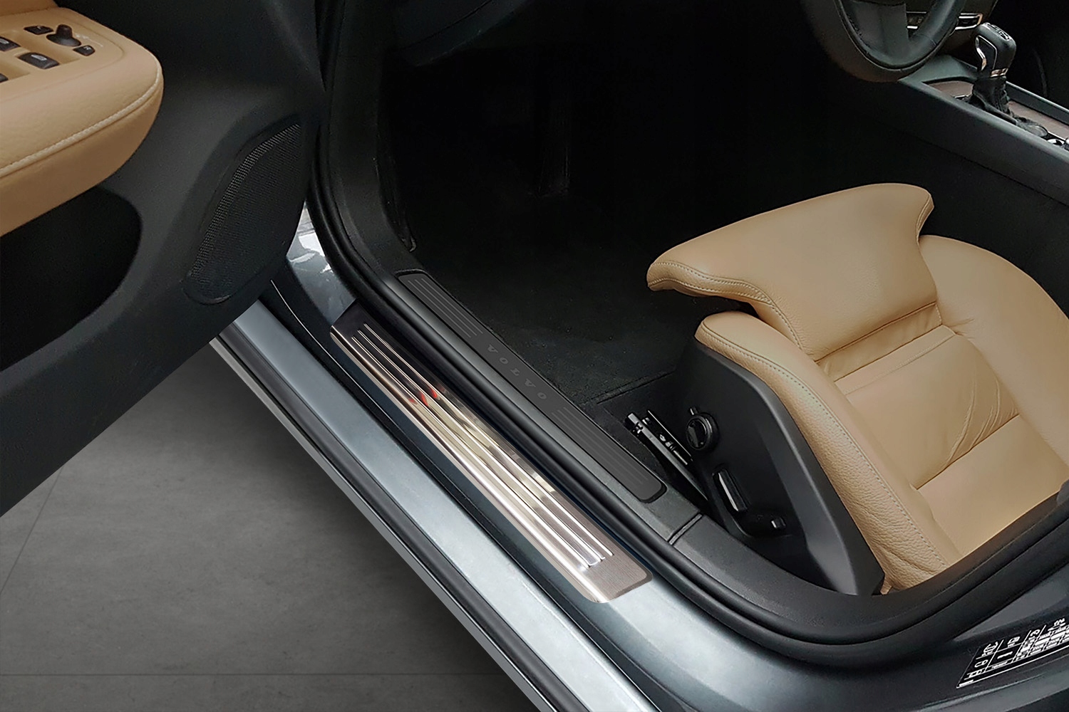 VOLVO S60 III 2018- NAKŁADKI LISTWY PROGOWE PROGI Producent Avisa