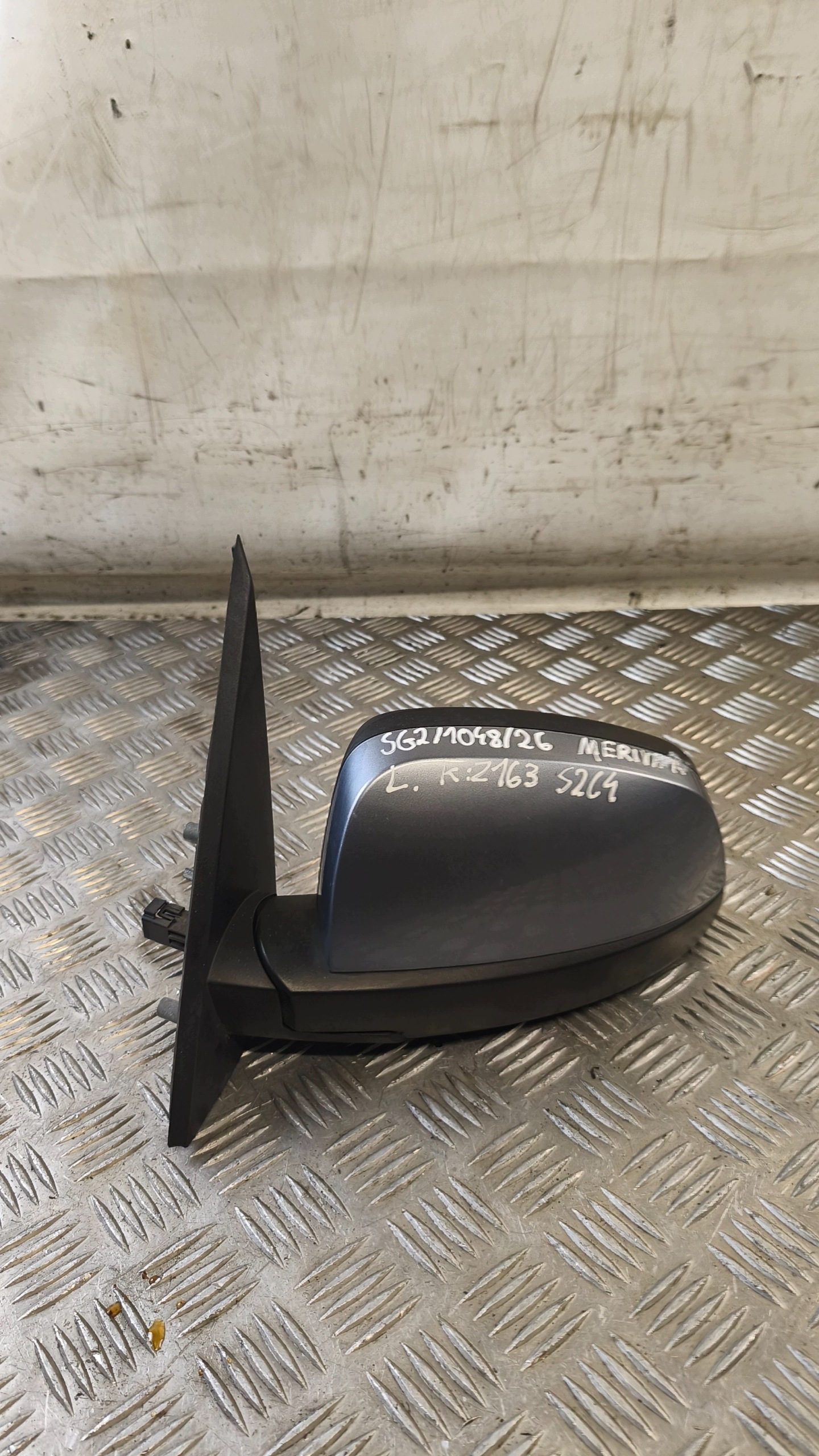 mirror left OPEL MERIVA A 13157128 8PIN K: Z163