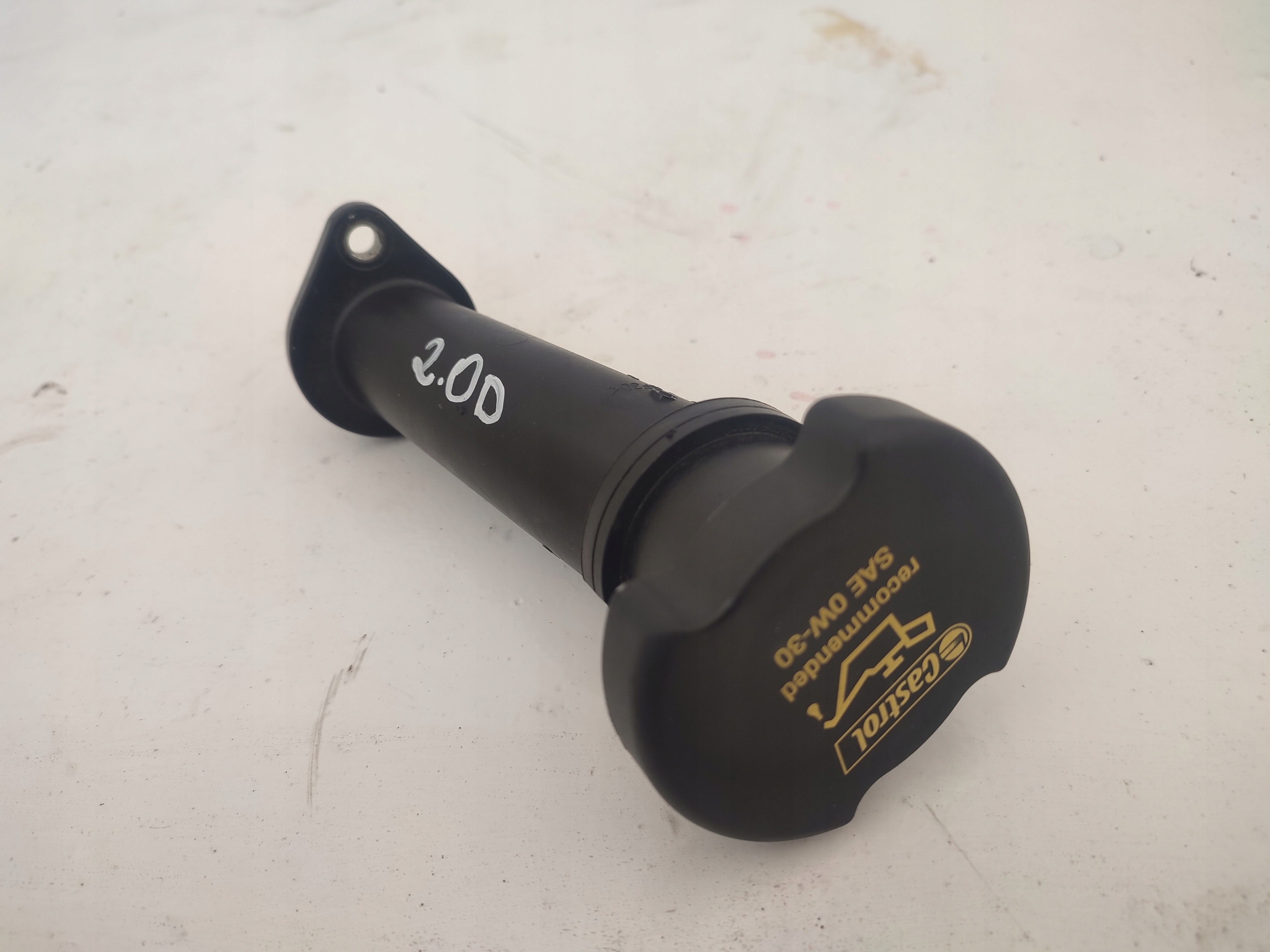 G4D3-6763-BA - EVOQUE DISCOVERY SPORT L550 2.0 D масляный колпачок