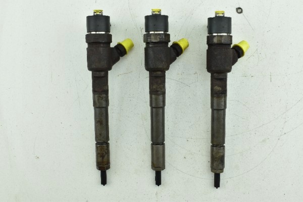 injector OPEL CORSA E ASTRA K 1.3 CDTI 0445110618