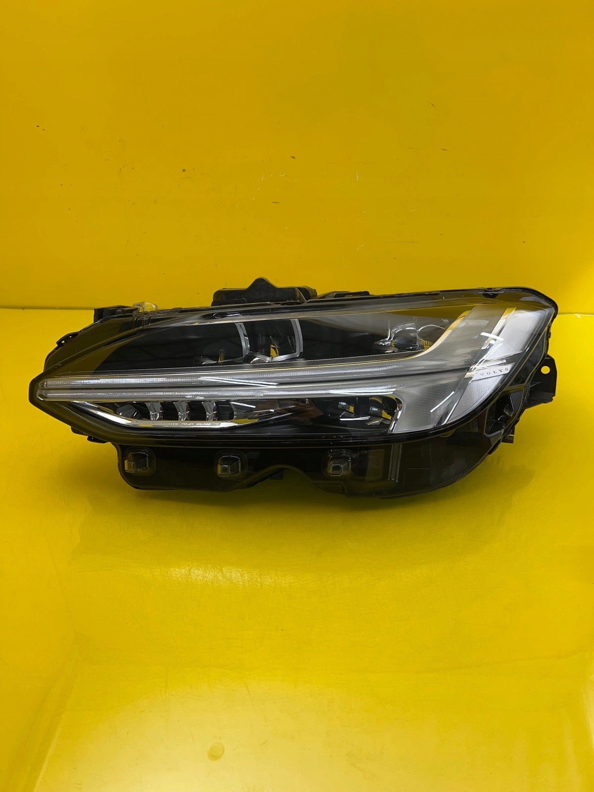 light left Volvo S90 V90 Full Led Active High Beam 32228310