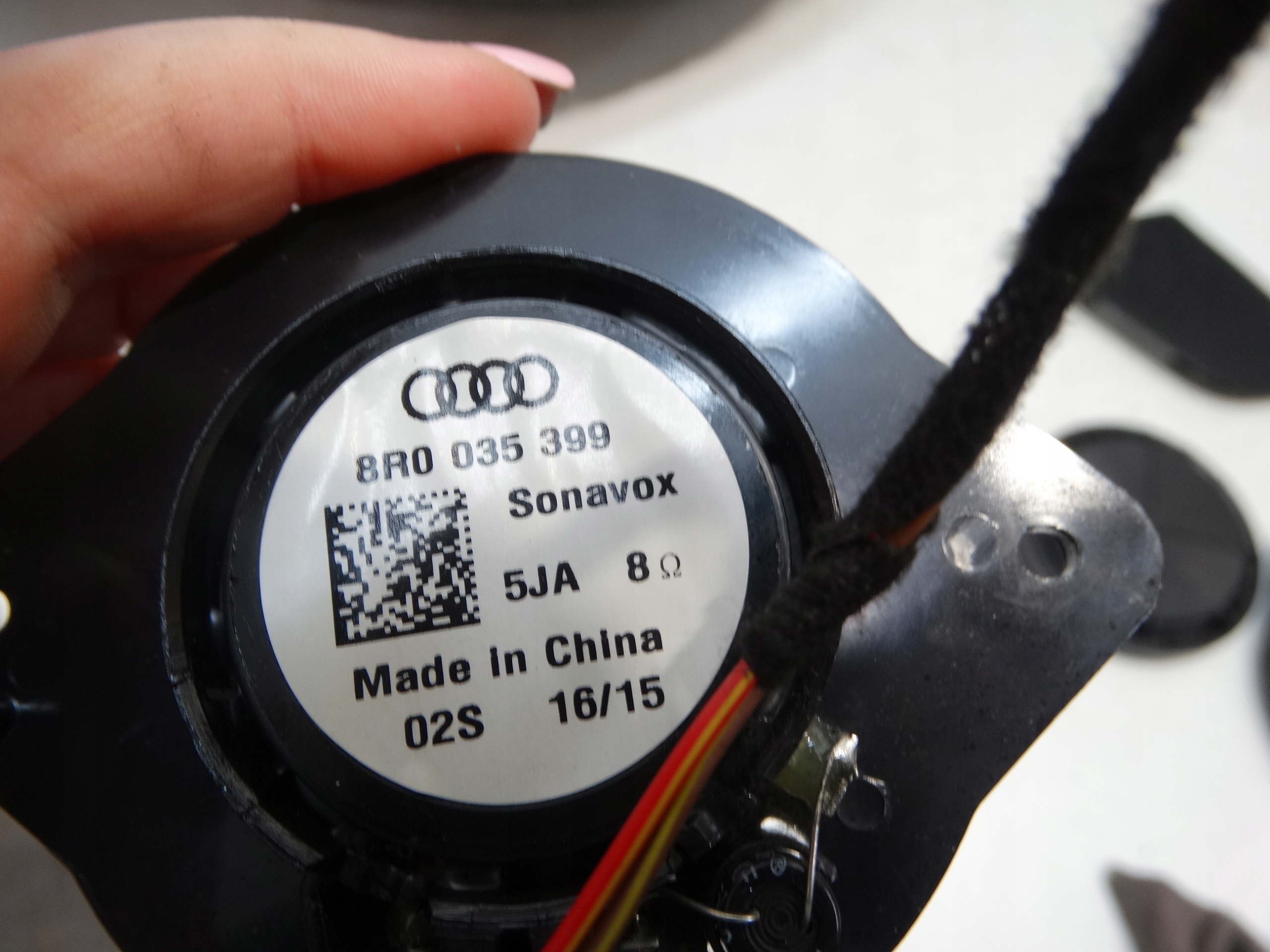 speaker tweeter consoles of the dashboard dashboard AUDI A4 B8 8R0035399