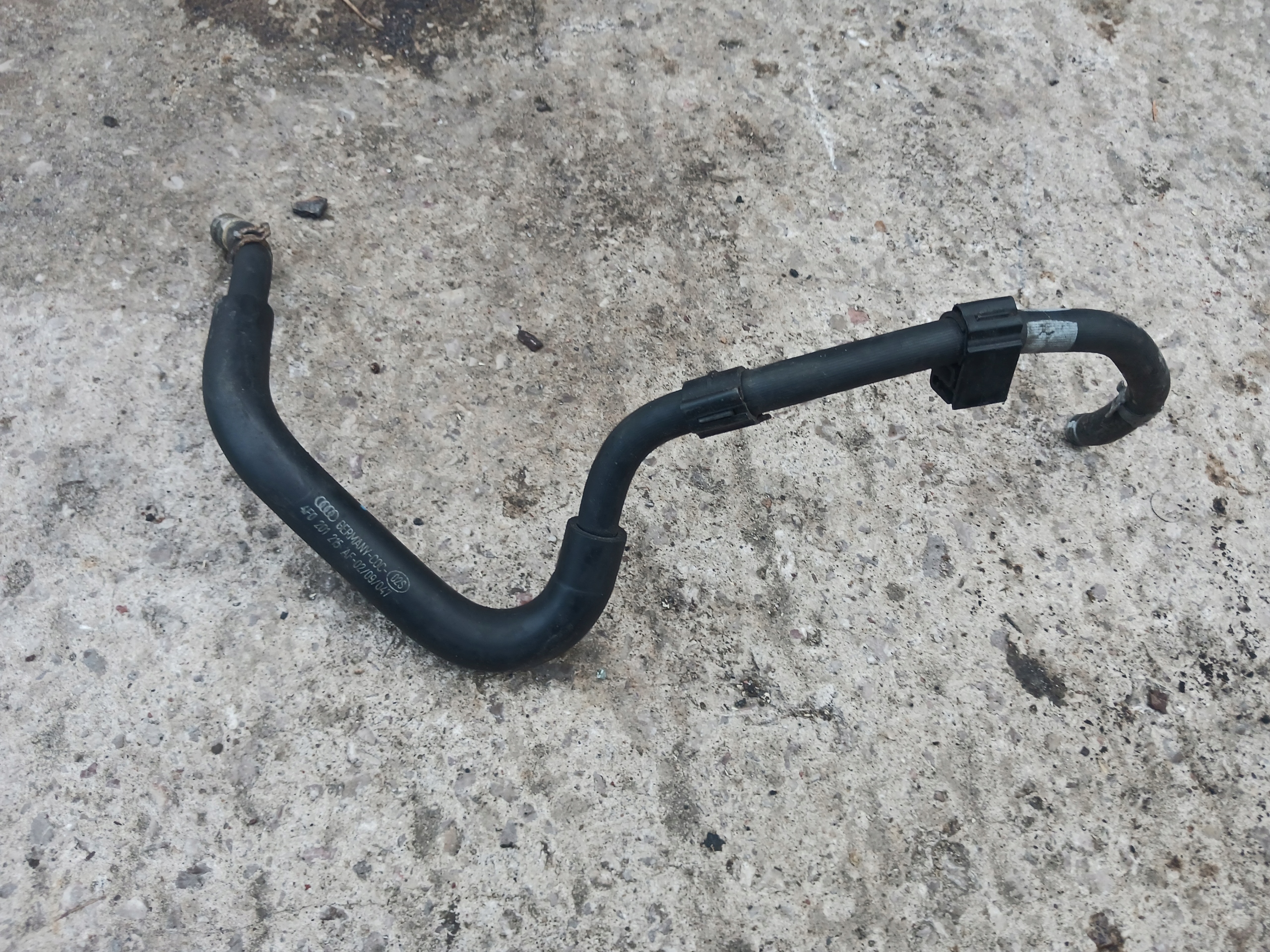 fuel line AUDI A6 C6 3.0 TFSI 4F0201215AF