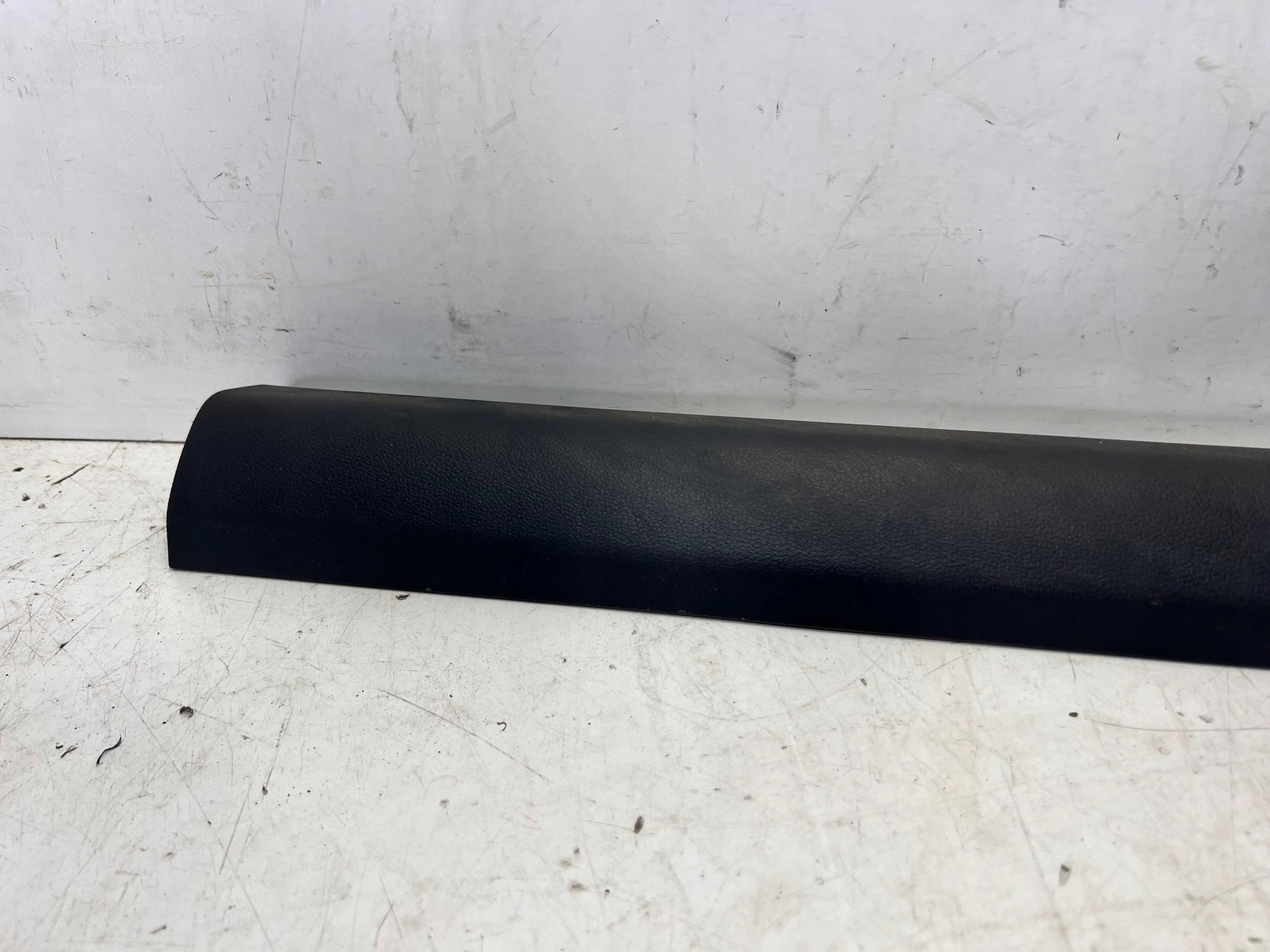 cover cap of the threshold left AUDI A6 C8 4K1867271 4PK