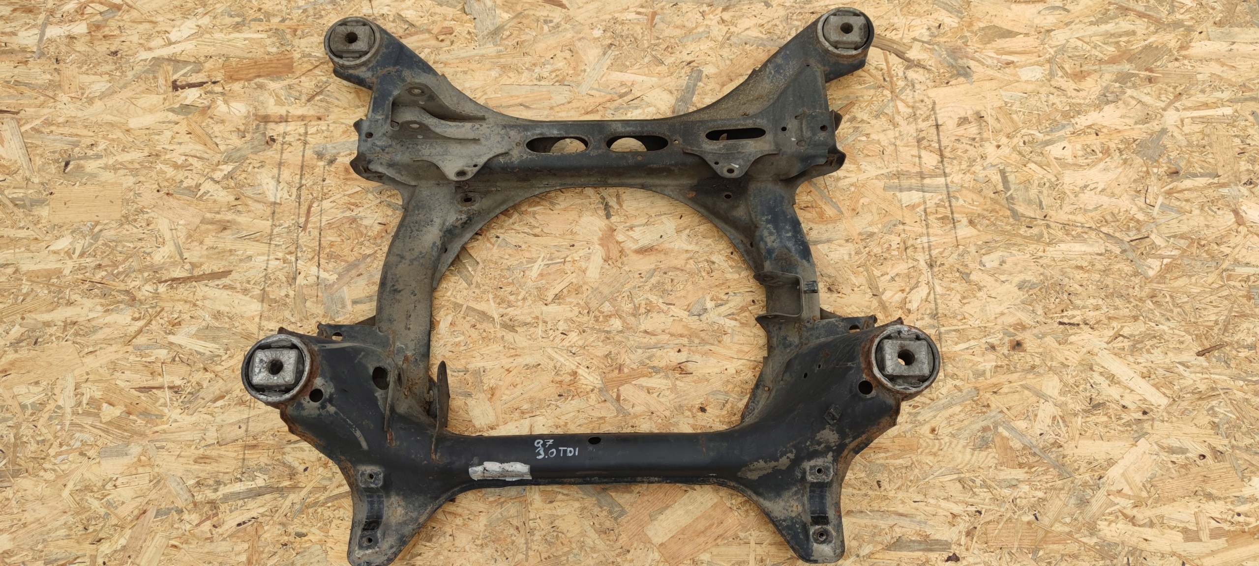 TRAWERS axle beam subframe front AUDI Q7 4L 7L0499314A