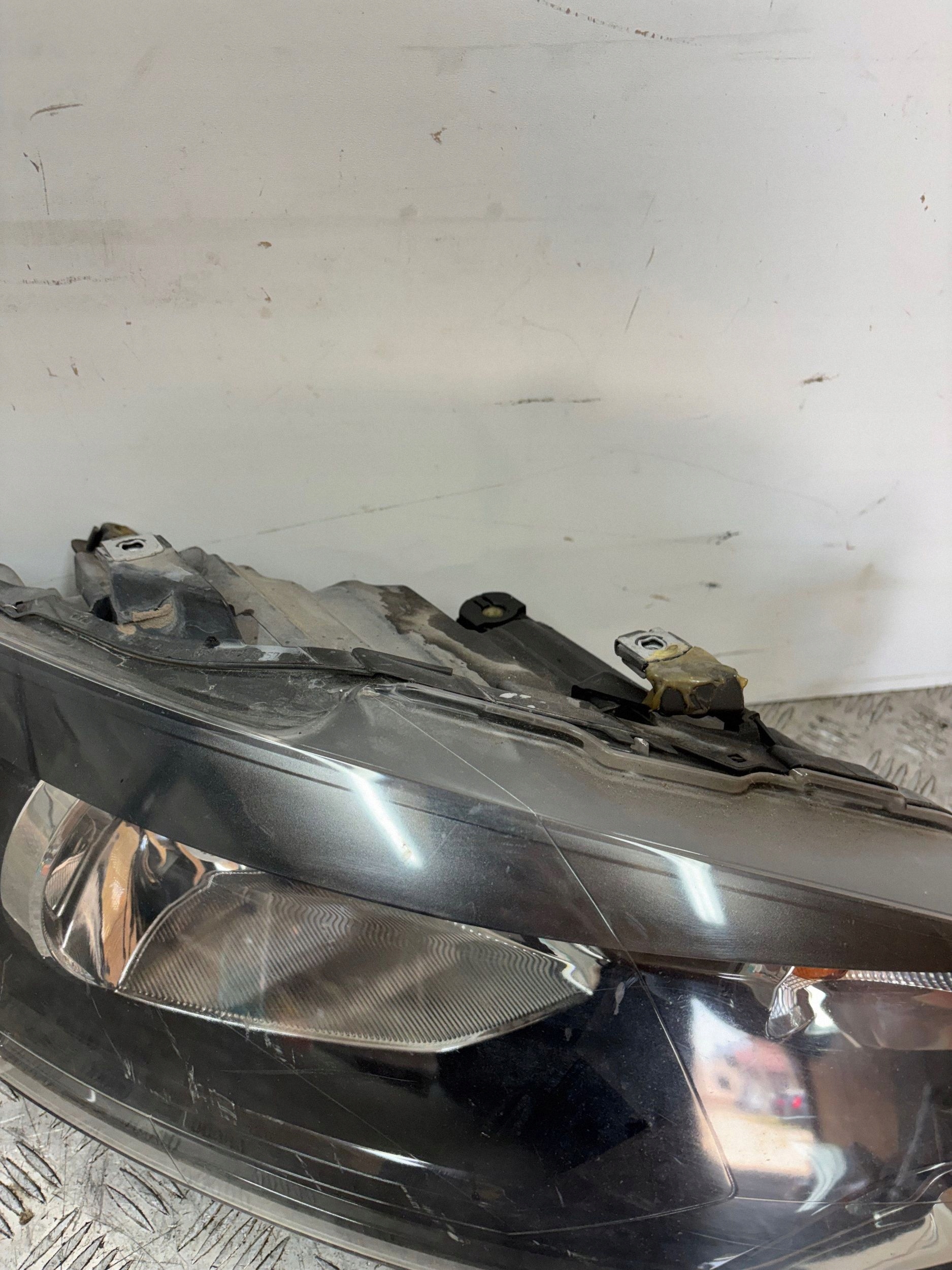 REFLEKTOR light right VW POLO 6R 09